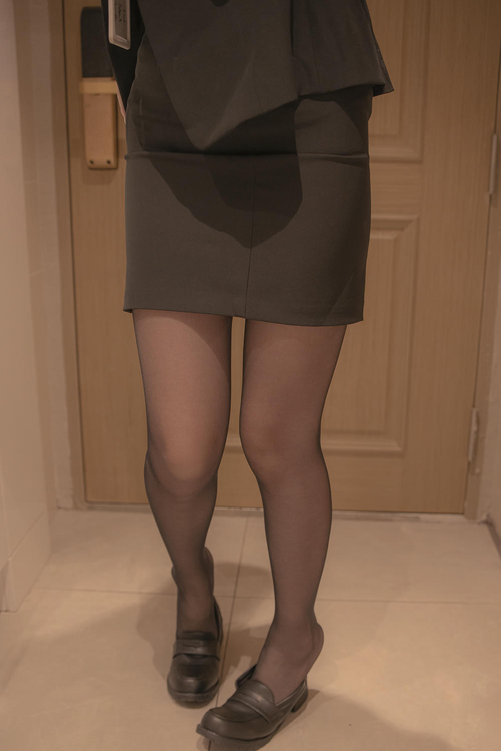 NAGESA魔物喵 NO.124 醉酒的办公室女郎 [105P1V-494M]_第1集