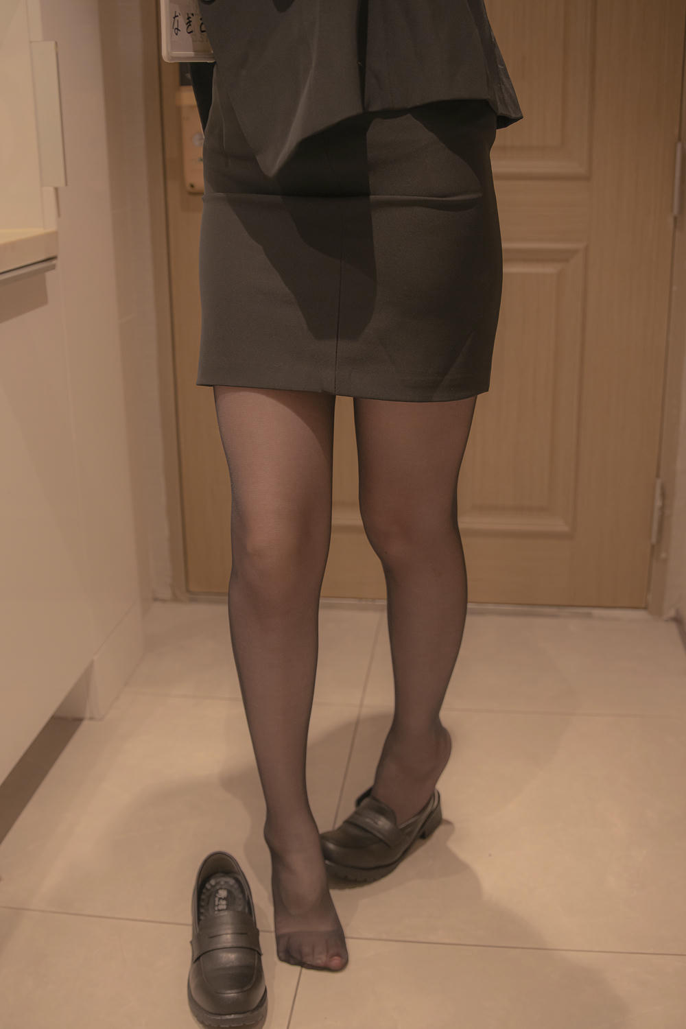 NAGESA魔物喵 NO.124 醉酒的办公室女郎 [105P1V-494M]_第1集