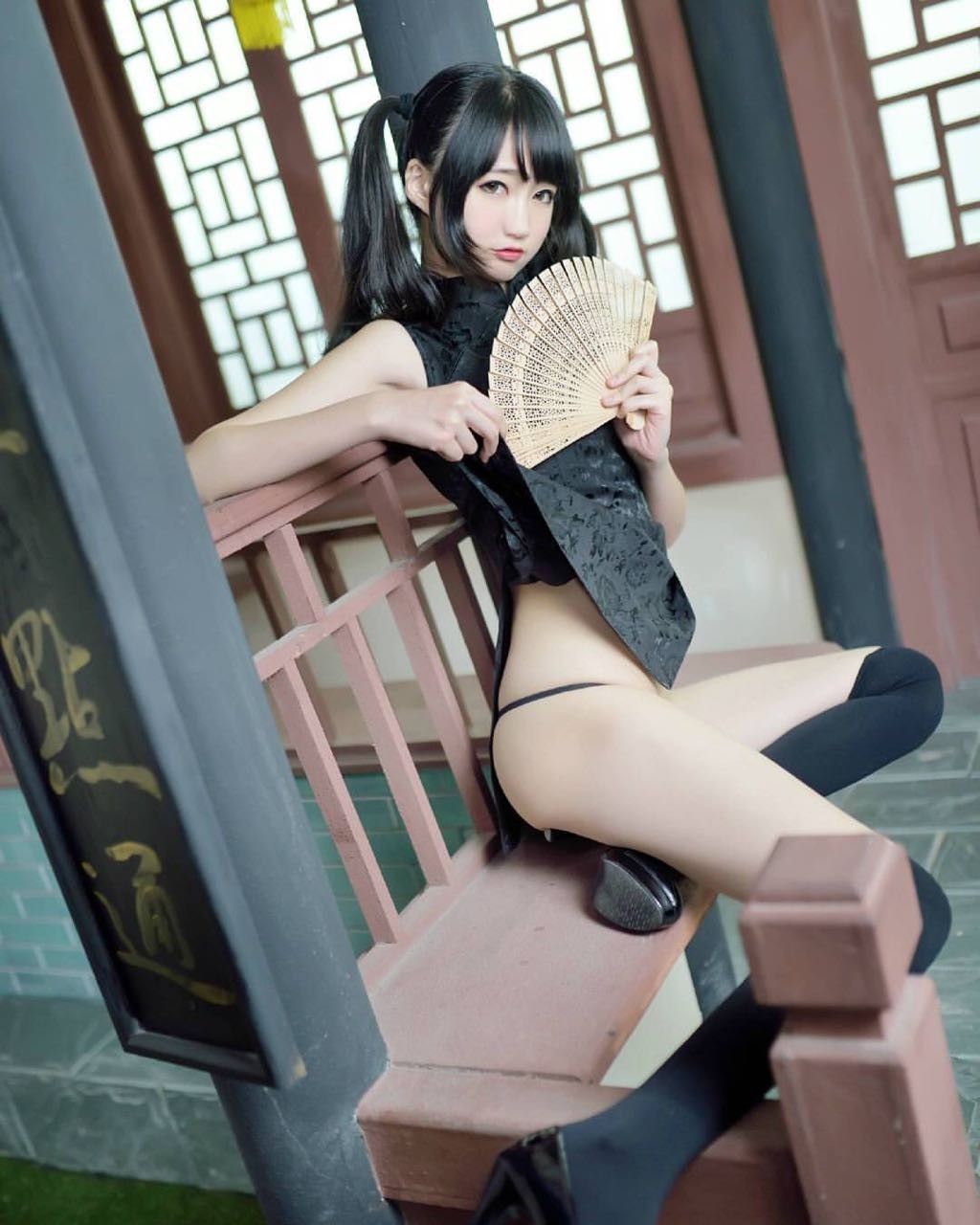 Nagesa魔物喵 叉黑色旗袍美腿诱惑_第1集