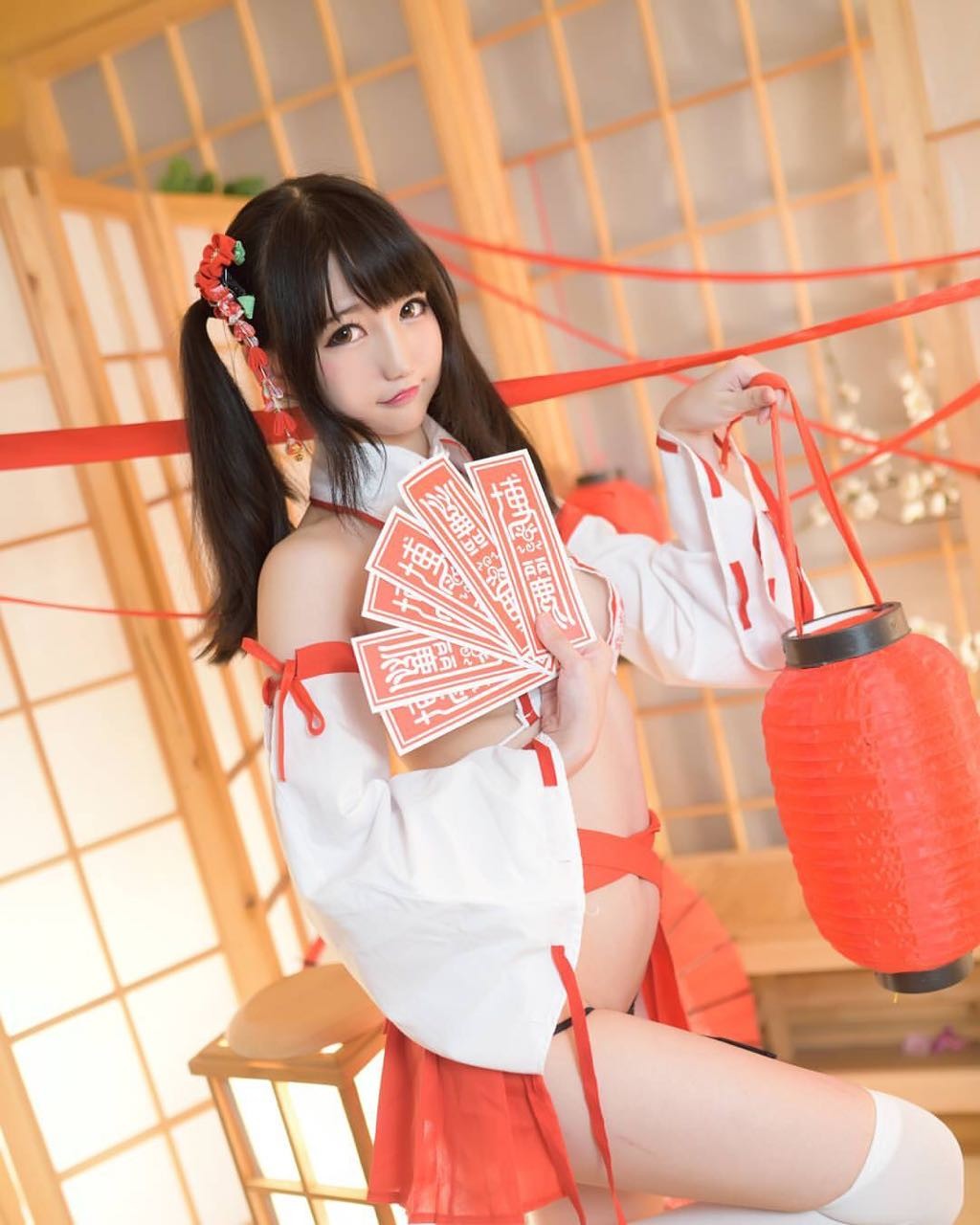 Nagesa魔物喵 巫女本子 博丽灵梦cosplay宅男福利_第1集
