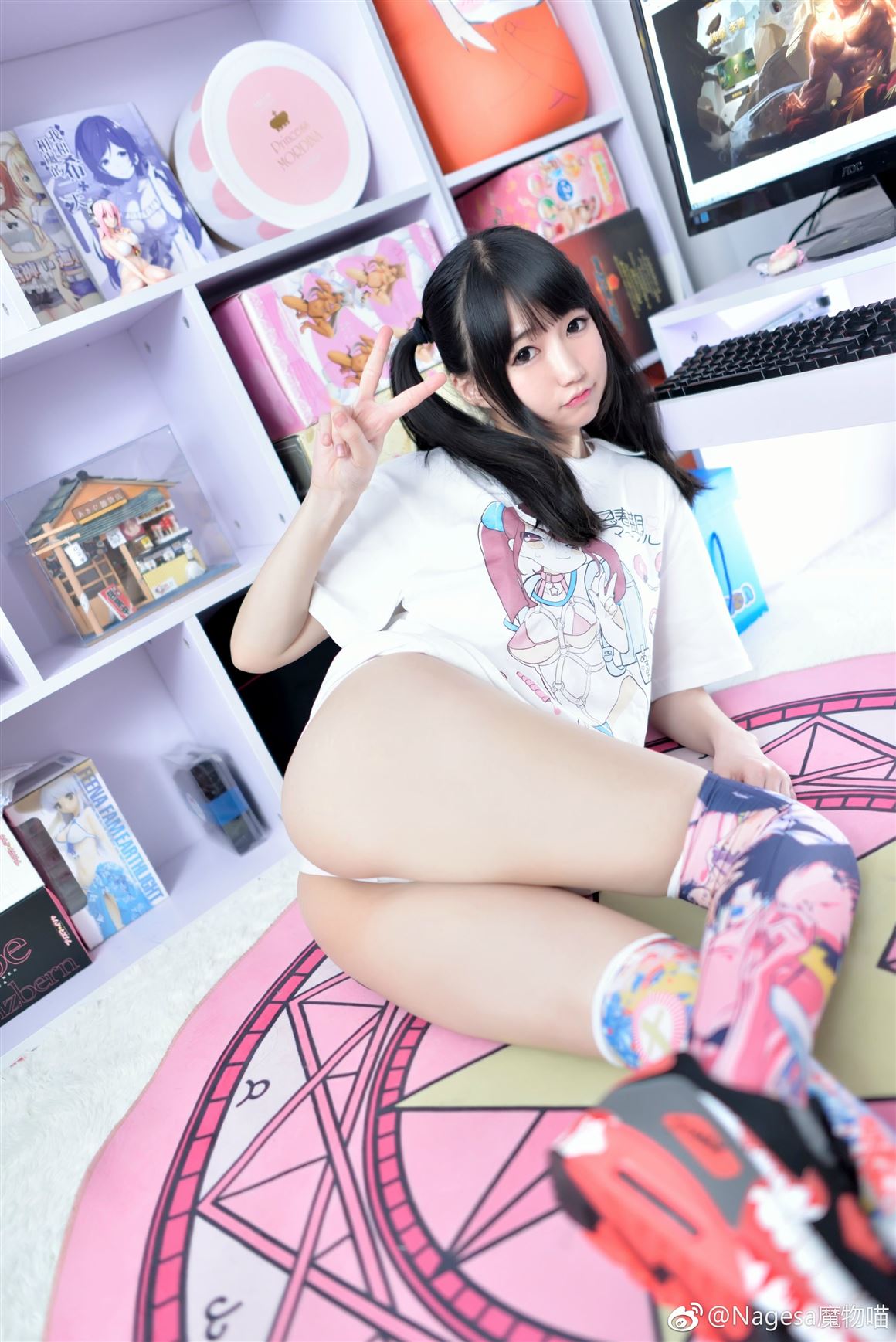 Nagesa魔物喵 热一下新的写真集_第1集