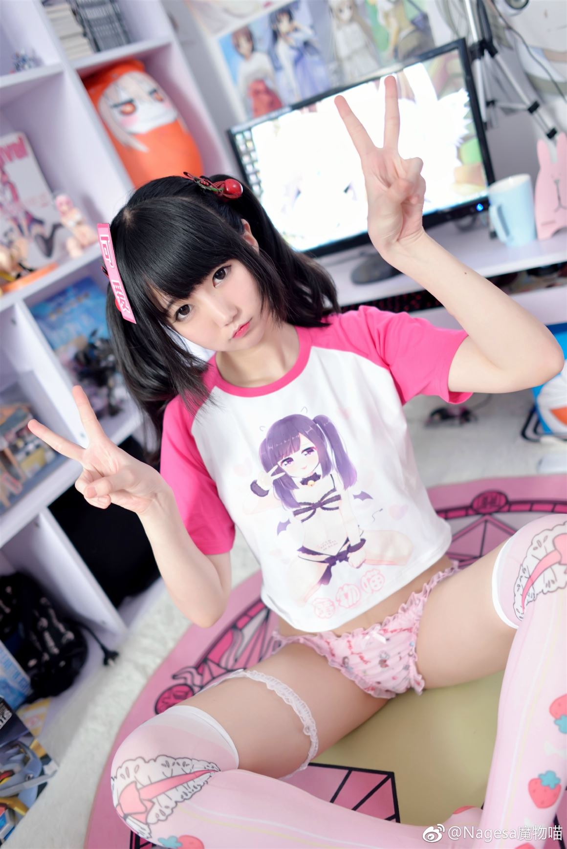 Nagesa魔物喵 的动漫T恤上架了_第1集