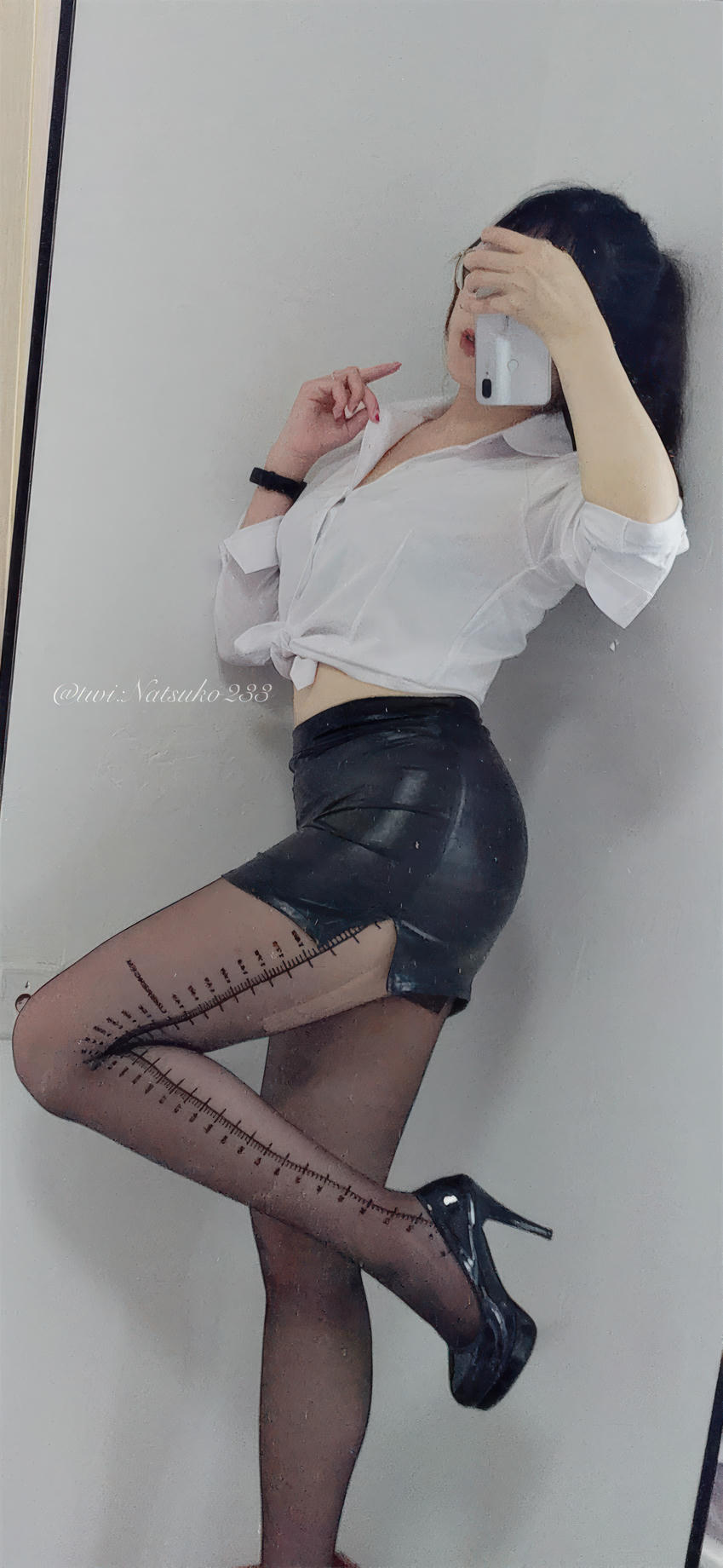 Natsuko夏夏子 NO.026 OL短裙[42P-109.1M]_第2集