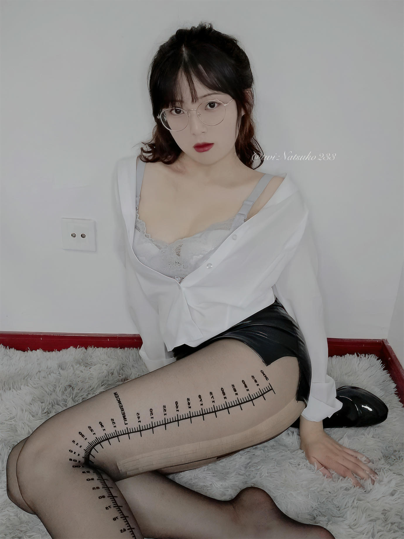 Natsuko夏夏子 NO.026 OL短裙[42P-109.1M]_第1集