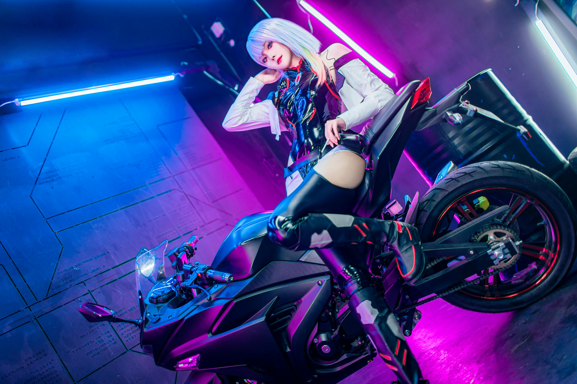 Natsuko夏夏子 NO.036 赛博朋克边缘行者Lucy[61P-451MB]_第1集