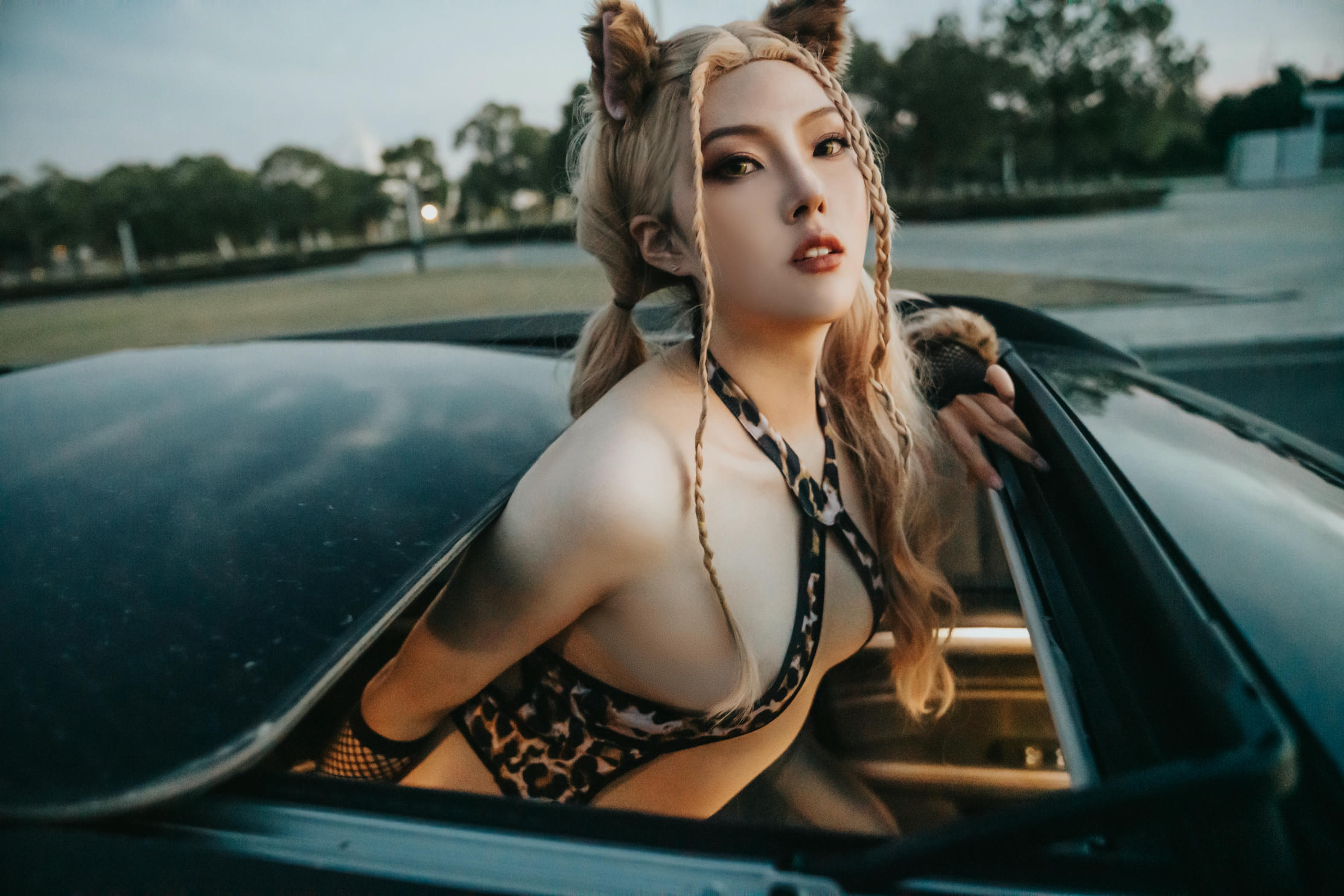 Natsuko夏夏子 NO.011 豹纹X车 [47P 1V 394MB]_第2集