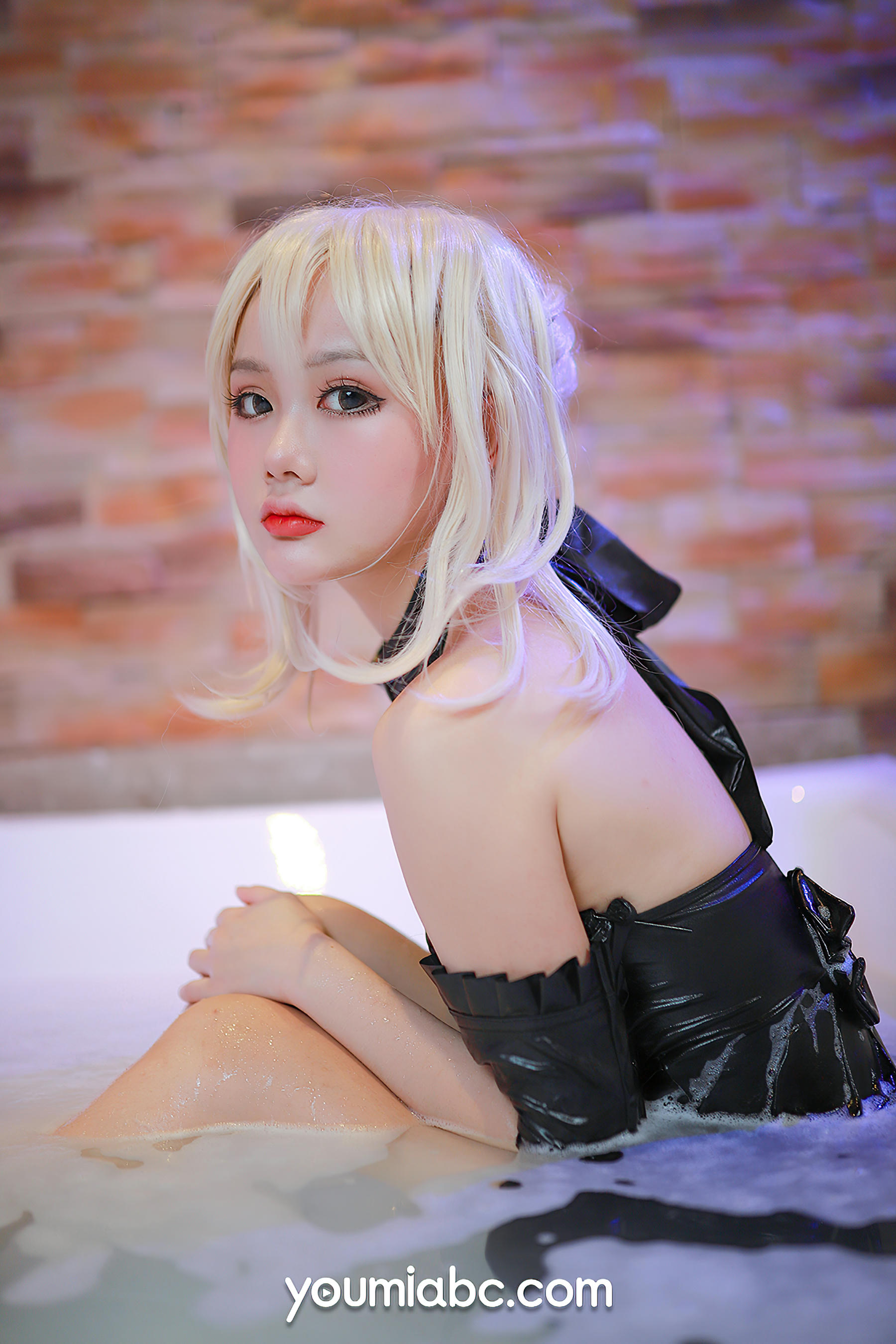 [YouMi尤蜜]2021.09.02 湿身黑呆 您的蛋蛋[40P／845MB]_第2集