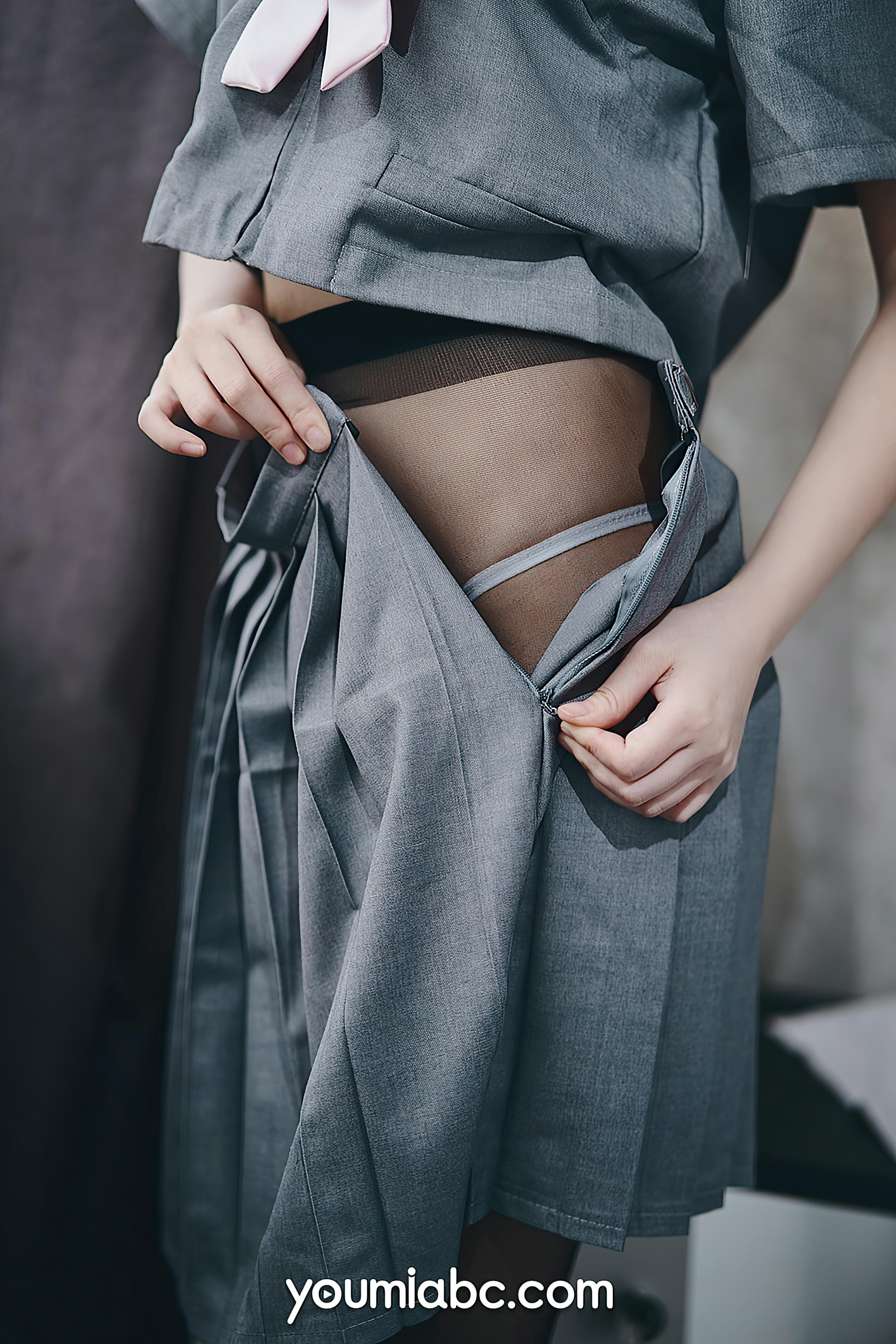 您的蛋蛋 NO.017 [YouMi尤蜜] 2020.11.10 制服猫娘[44P-845MB]_第1集