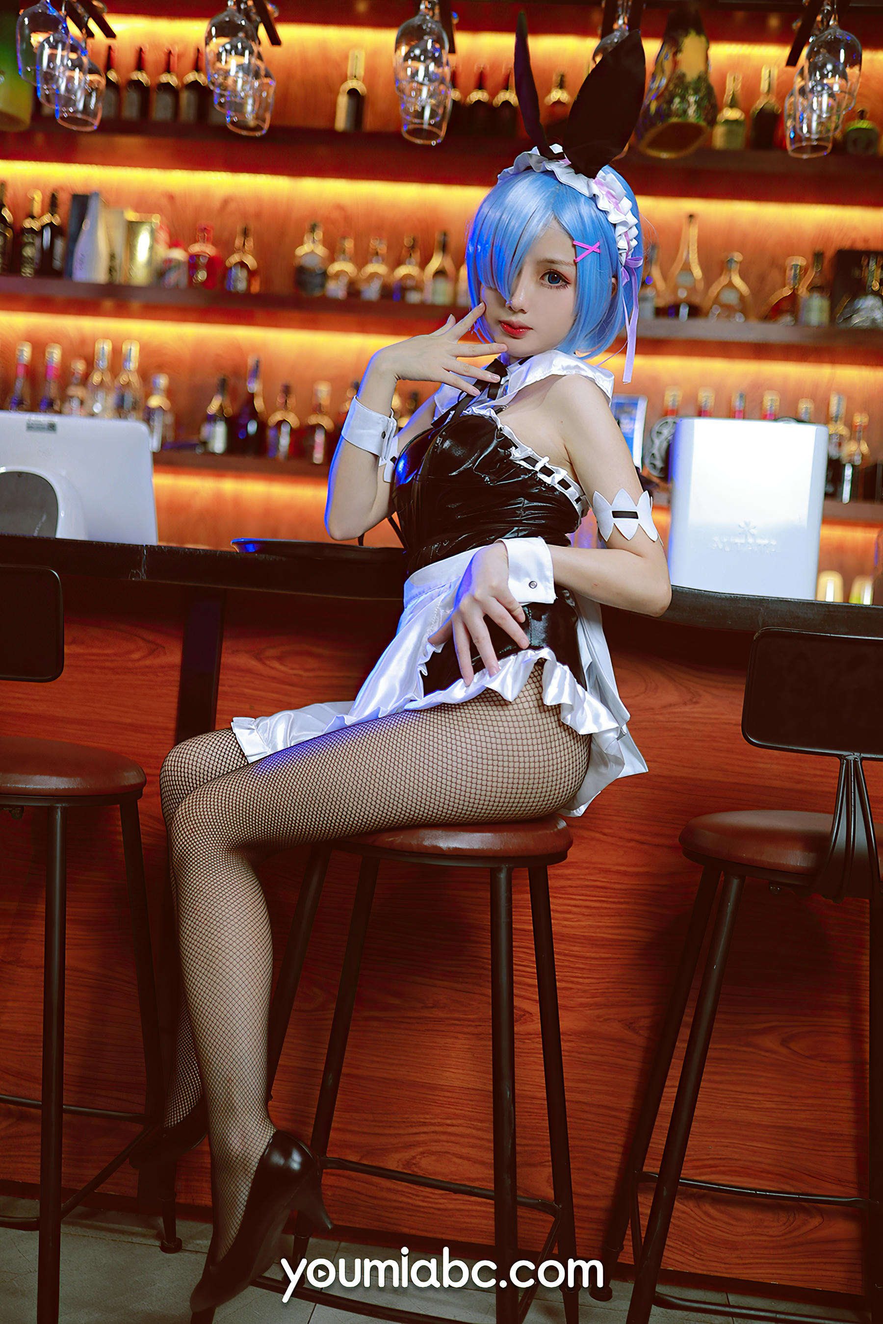 [YouMi尤蜜]2021.09.02 蕾姆兔女郎的小酒馆 您的蛋蛋[41P／890MB]_第1集