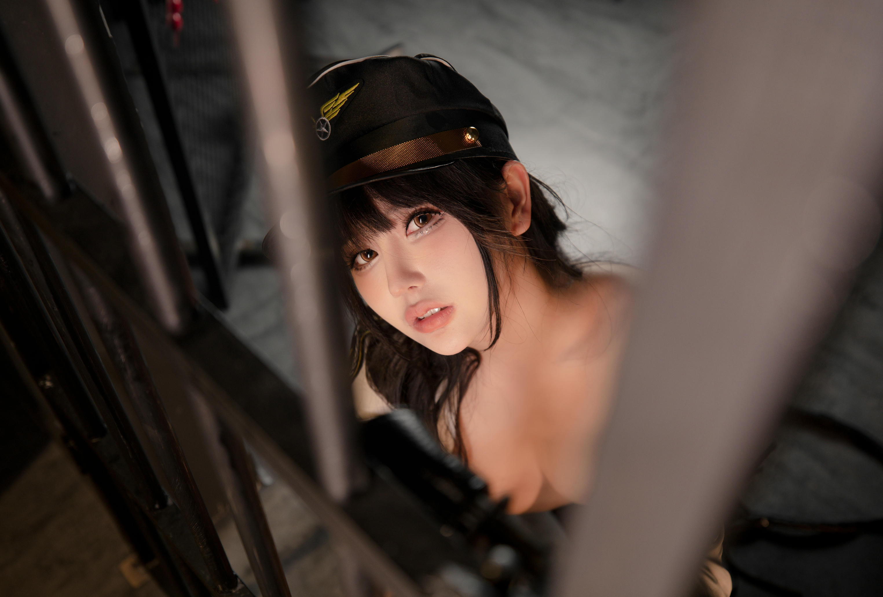 您的蛋蛋 NO.044 俘获制服 [81P 1.37GB]_第2集