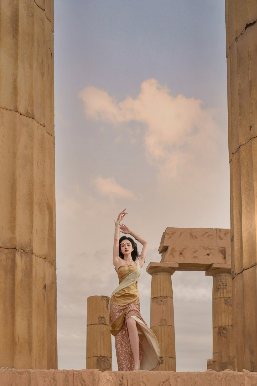 年年 NO.105 圣墟[60P-20MB]_第1集