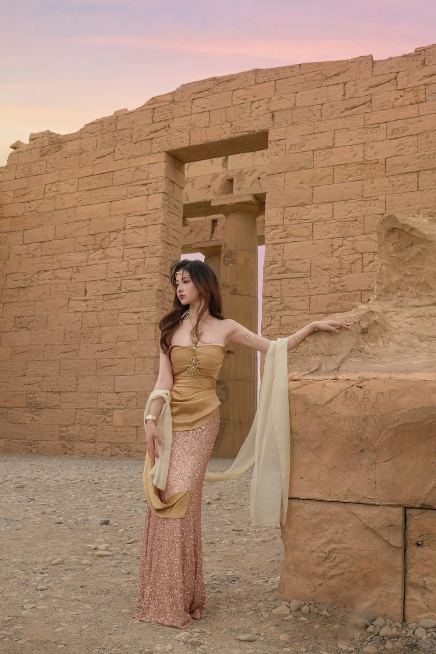 年年 NO.105 圣墟[60P-20MB]_第1集