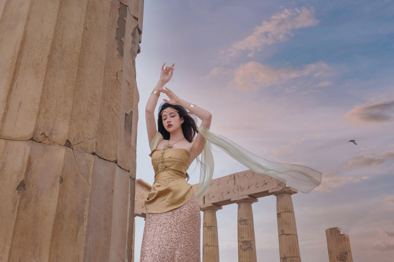 年年 NO.105 圣墟[60P-20MB]_第1集