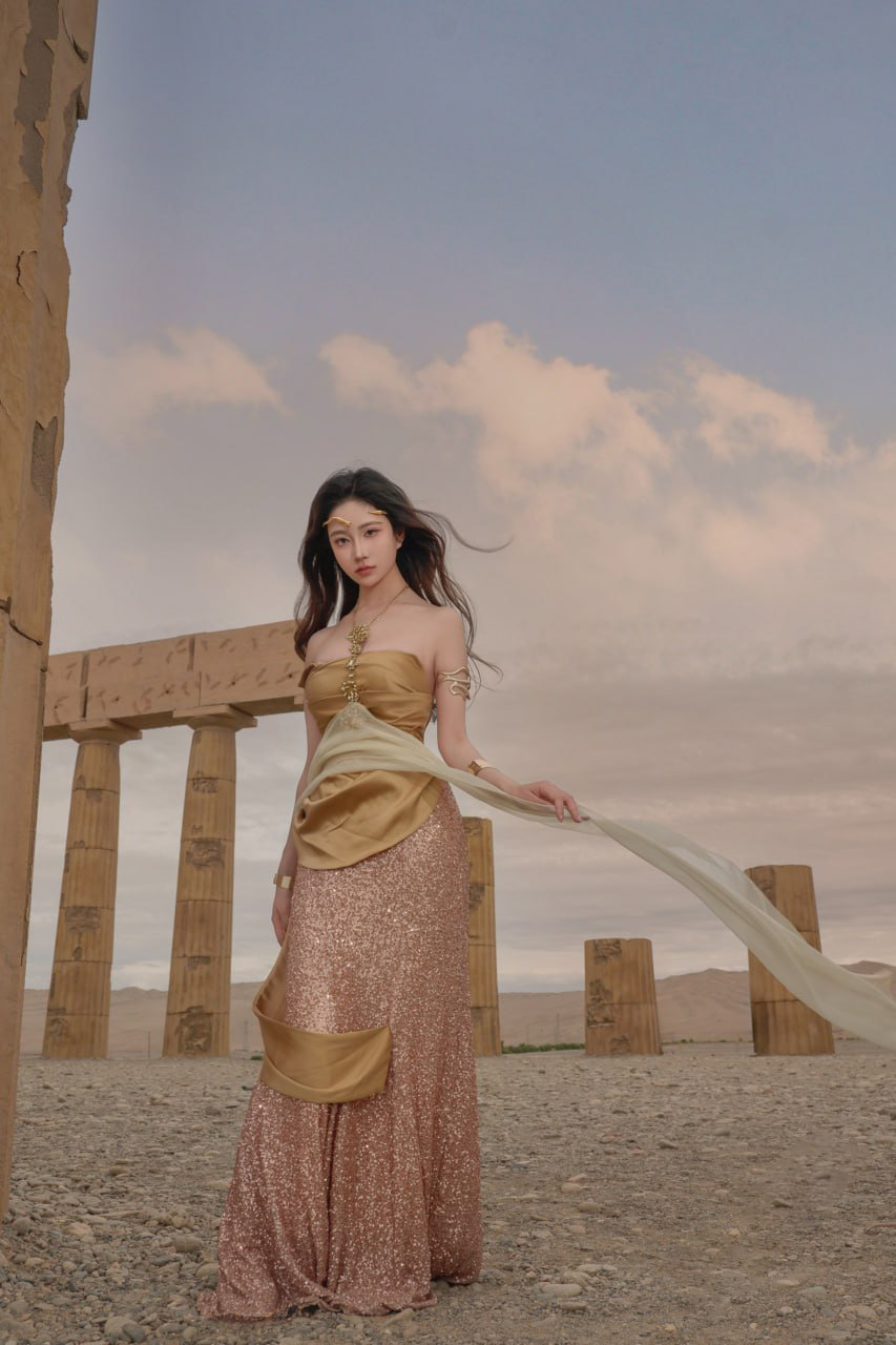 年年 NO.105 圣墟[60P-20MB]_第1集