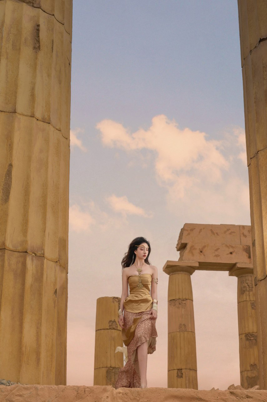 年年 NO.105 圣墟[60P-20MB]_第1集