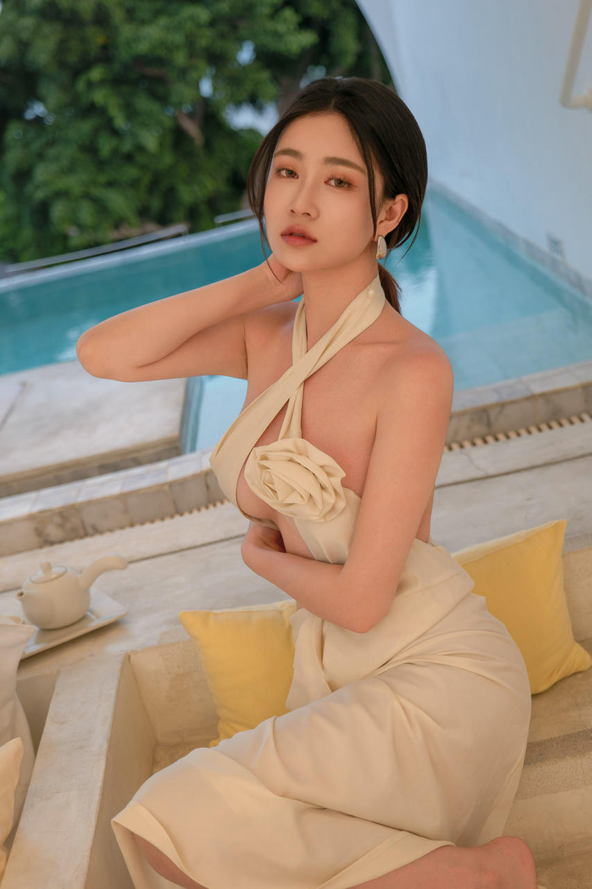 年年 NO.111 情迷法兰西 [80P／123MB]_第4集