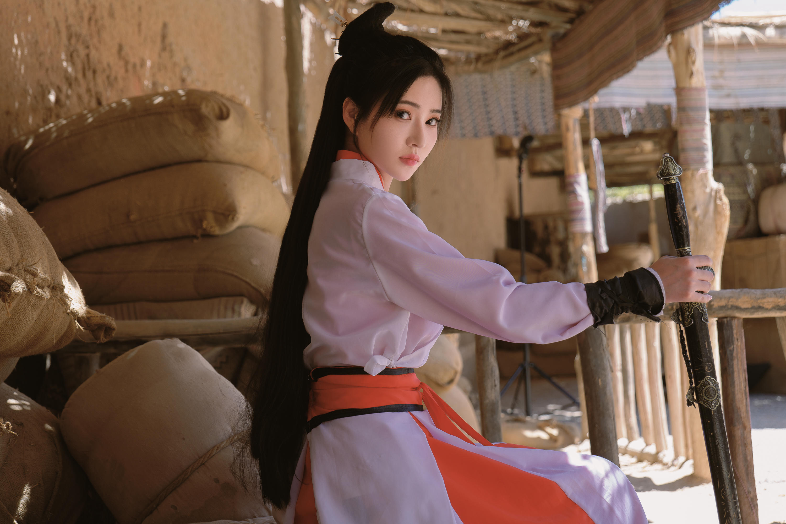 年年 NO.115 青丝诀[80P 552.7M]_第2集