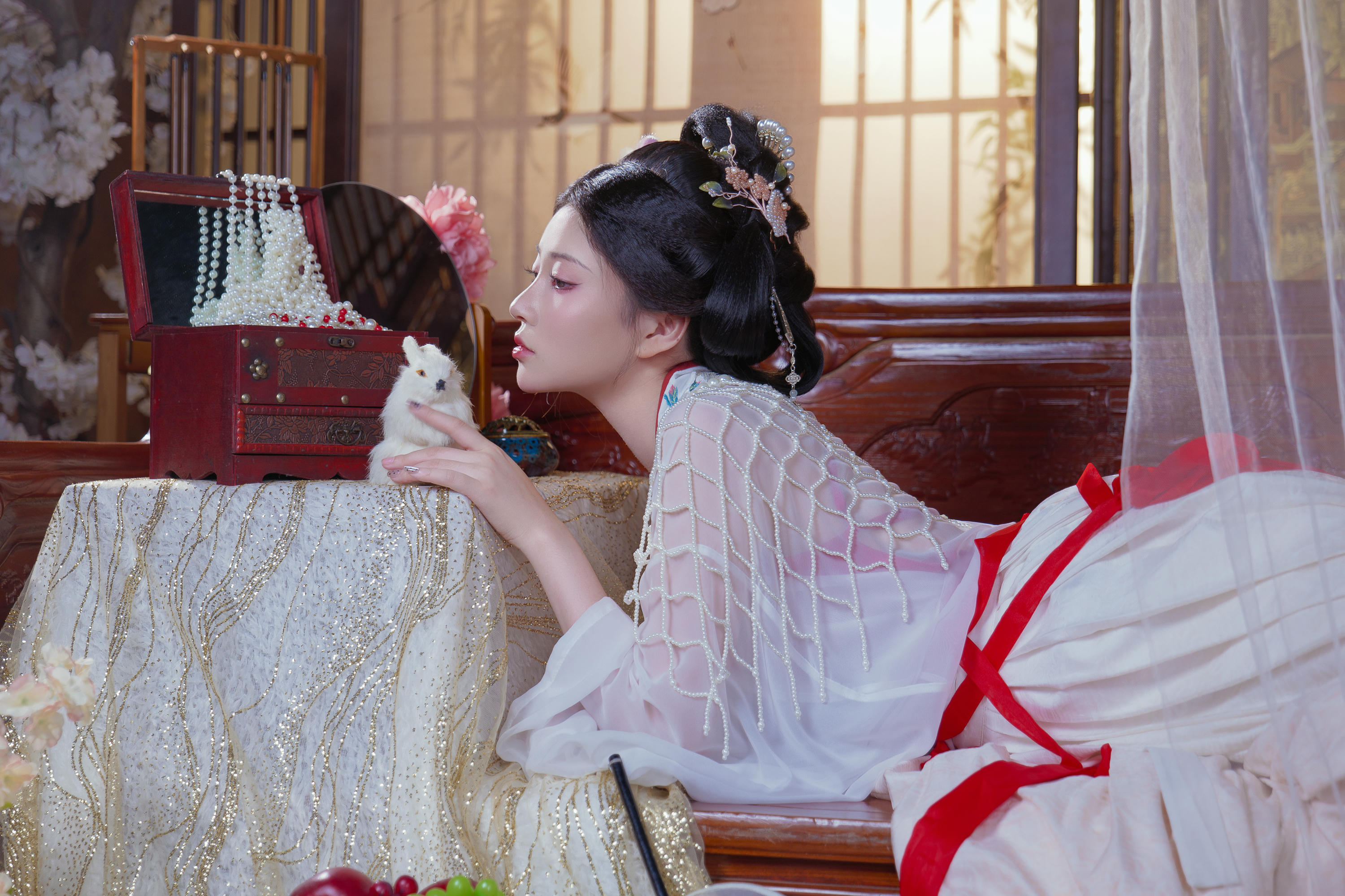 年年 NO.122 广寒宫 [80P 694MB]_第1集