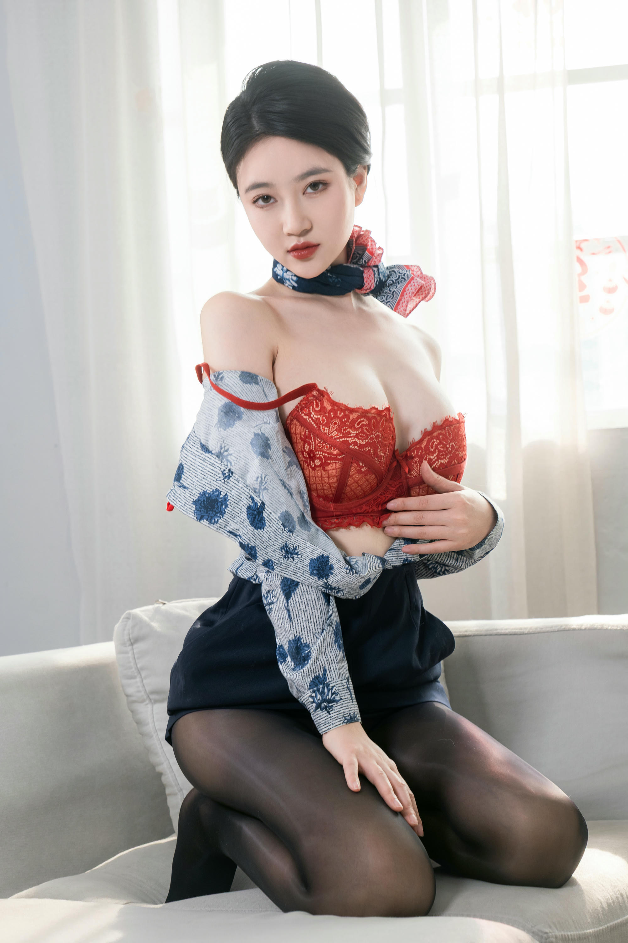 年年 NO.126 空姐2 [85P 861.2M]_第2集