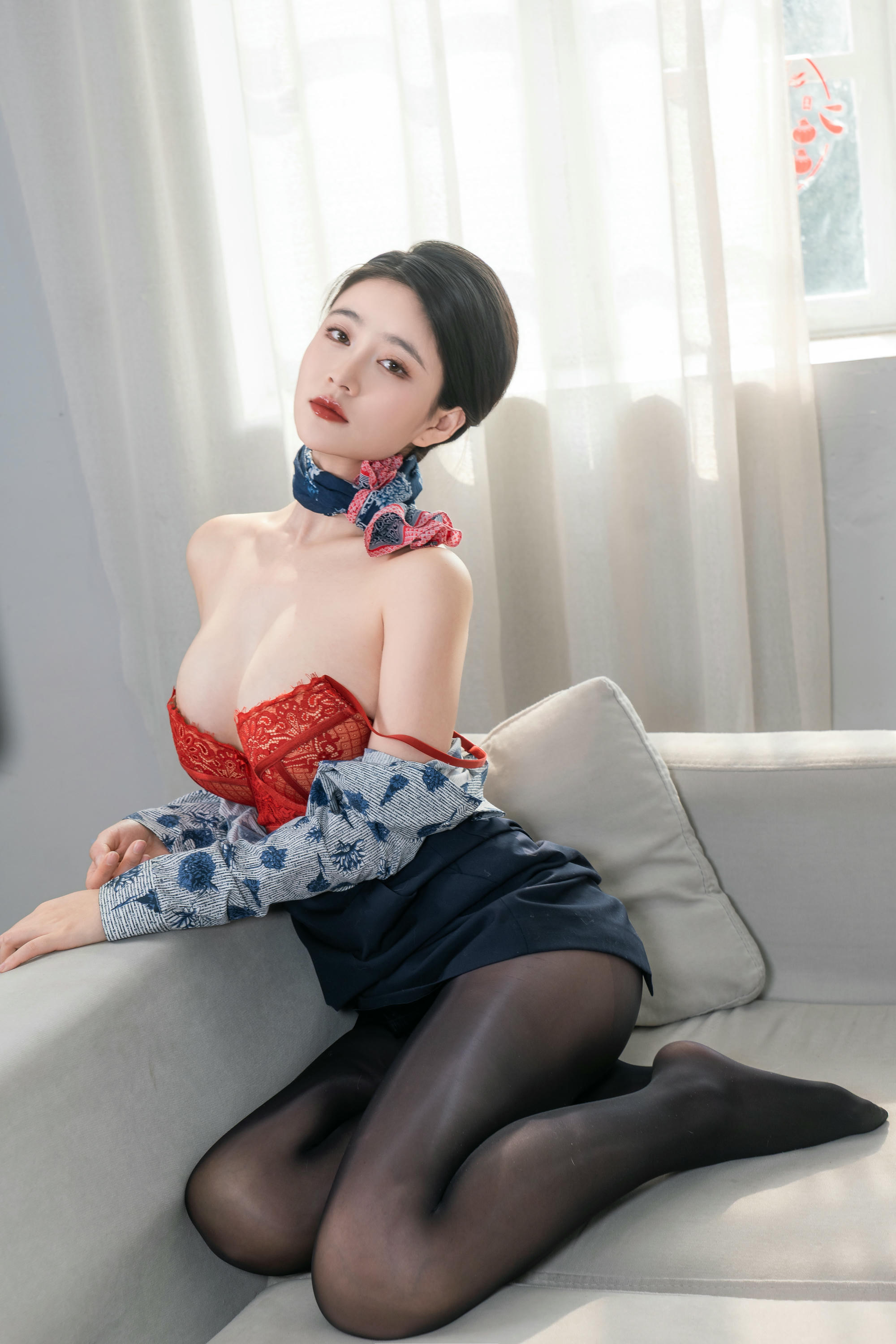 年年 NO.126 空姐2 [85P 861.2M]_第2集