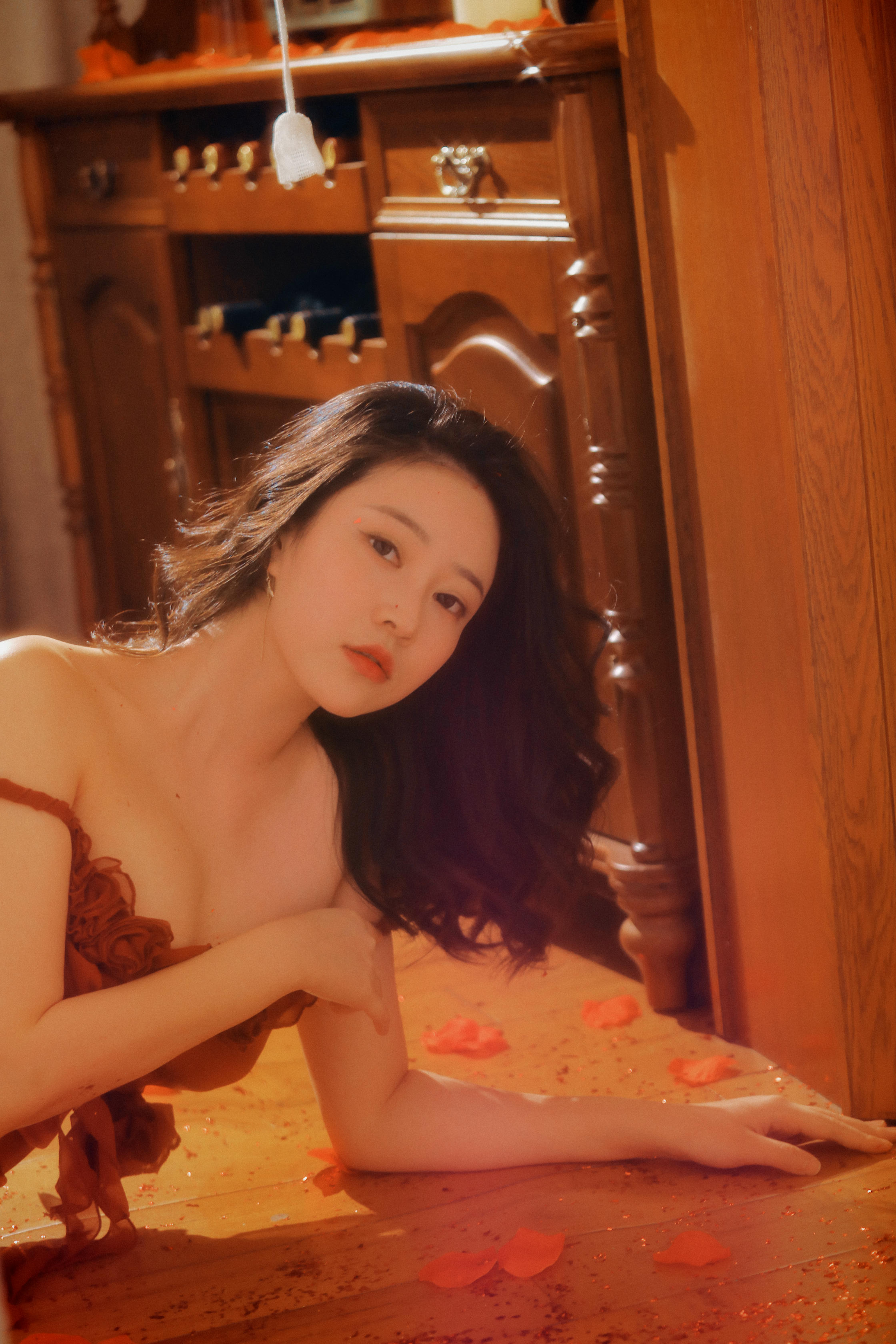 年年 NO.033 落日蔷薇 [30P 827.29 MB]_第1集