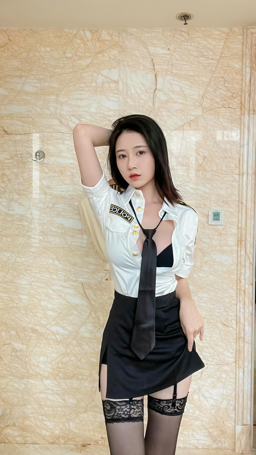 年年 NO.037 涩女警 [82P 255.96 MB]_第3集