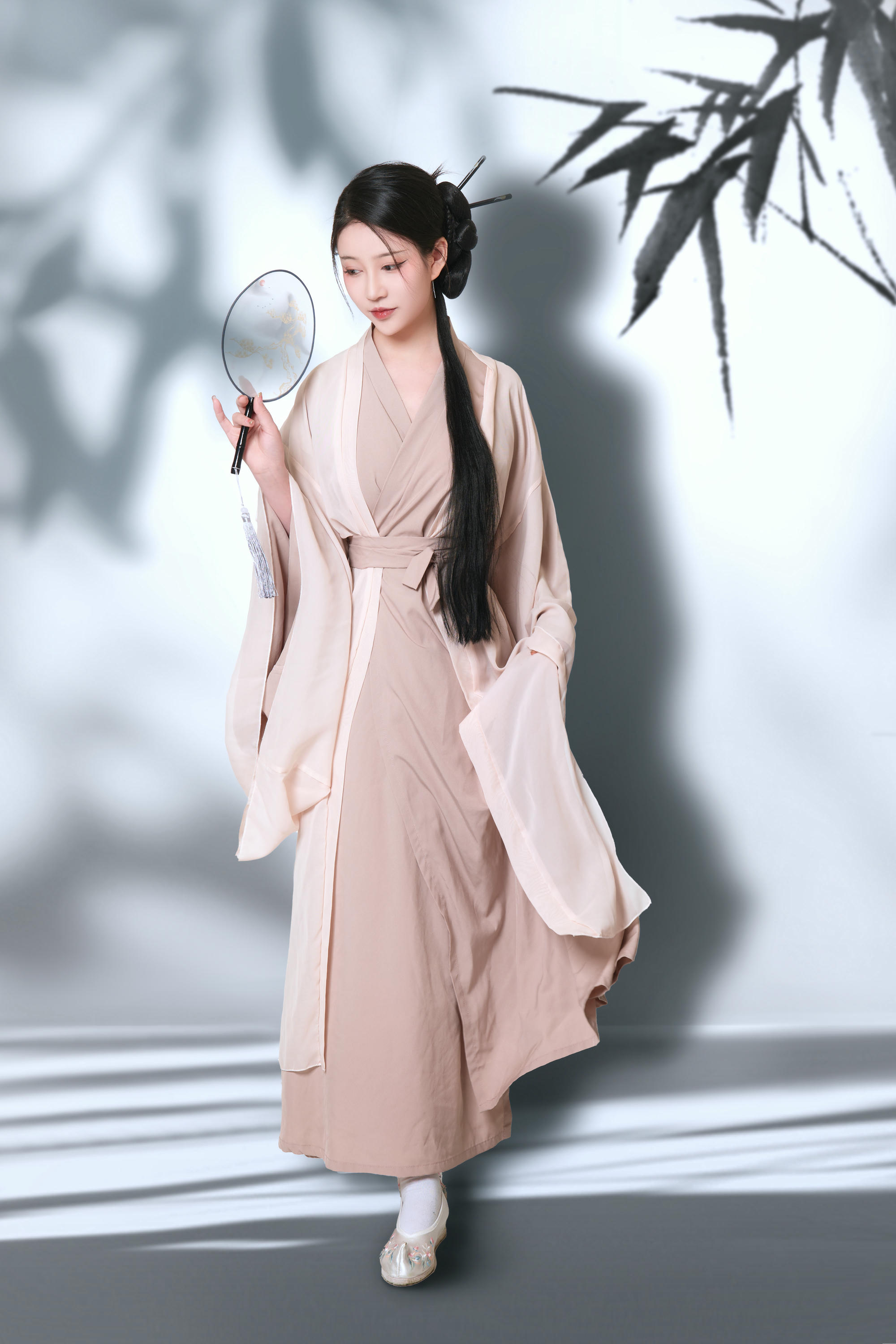 年年 NO.047 青丝 [20P 139MB]_第1集