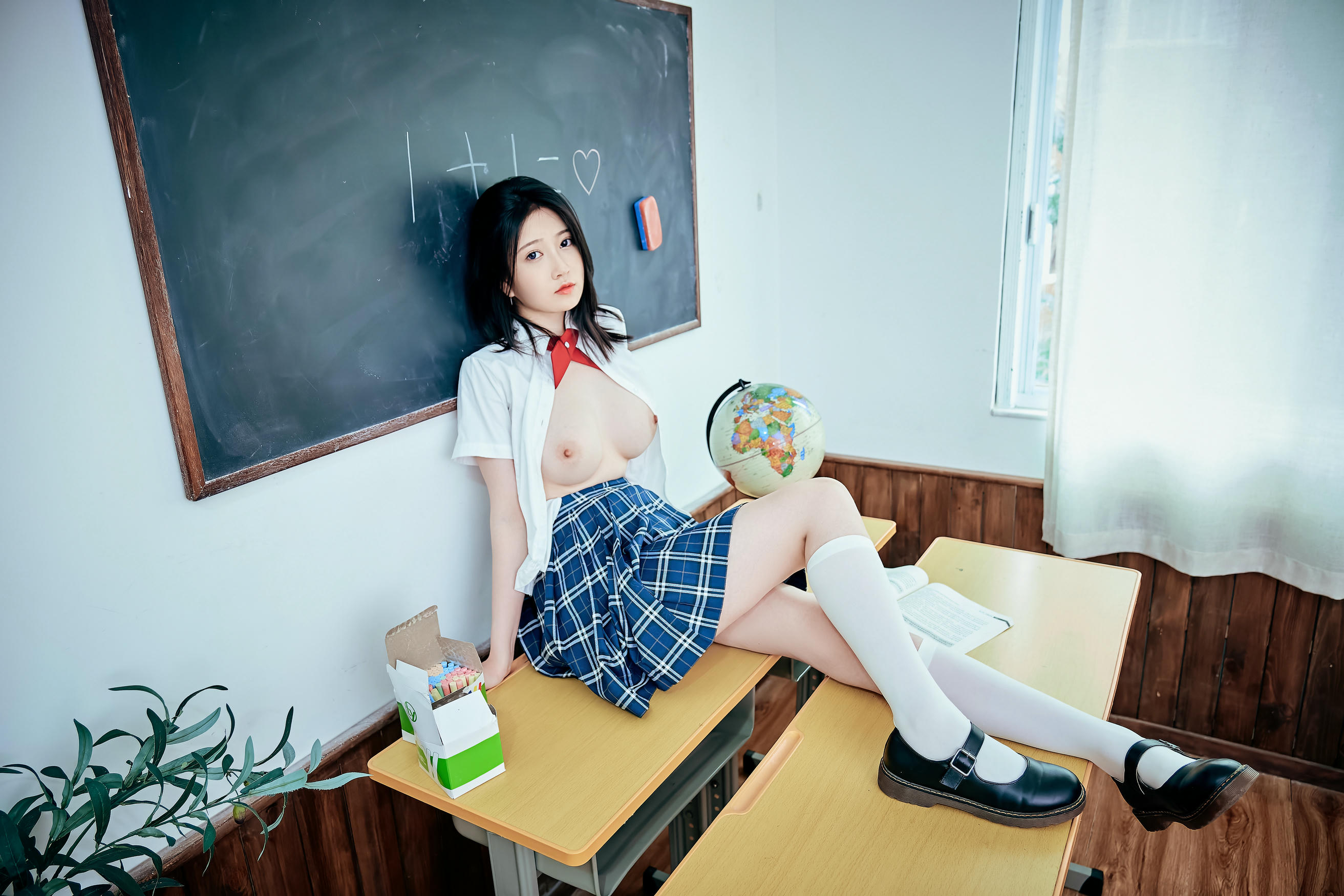 年年 NO.048 月刊少女 [36P 350MB]_第2集