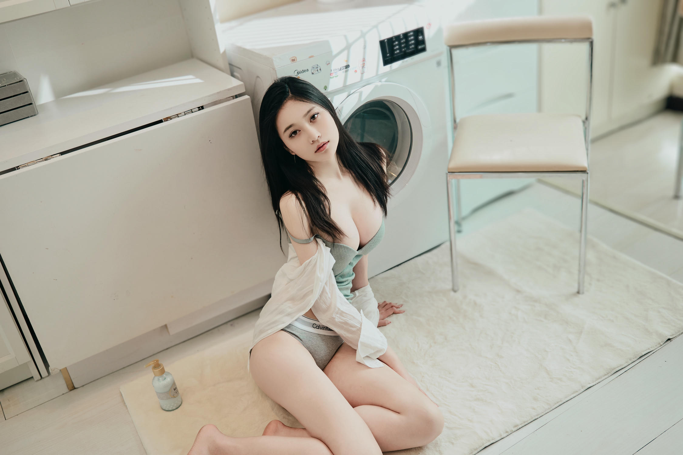 年年 NO.052 洗衣房内衣 [42P 393MB]_第1集