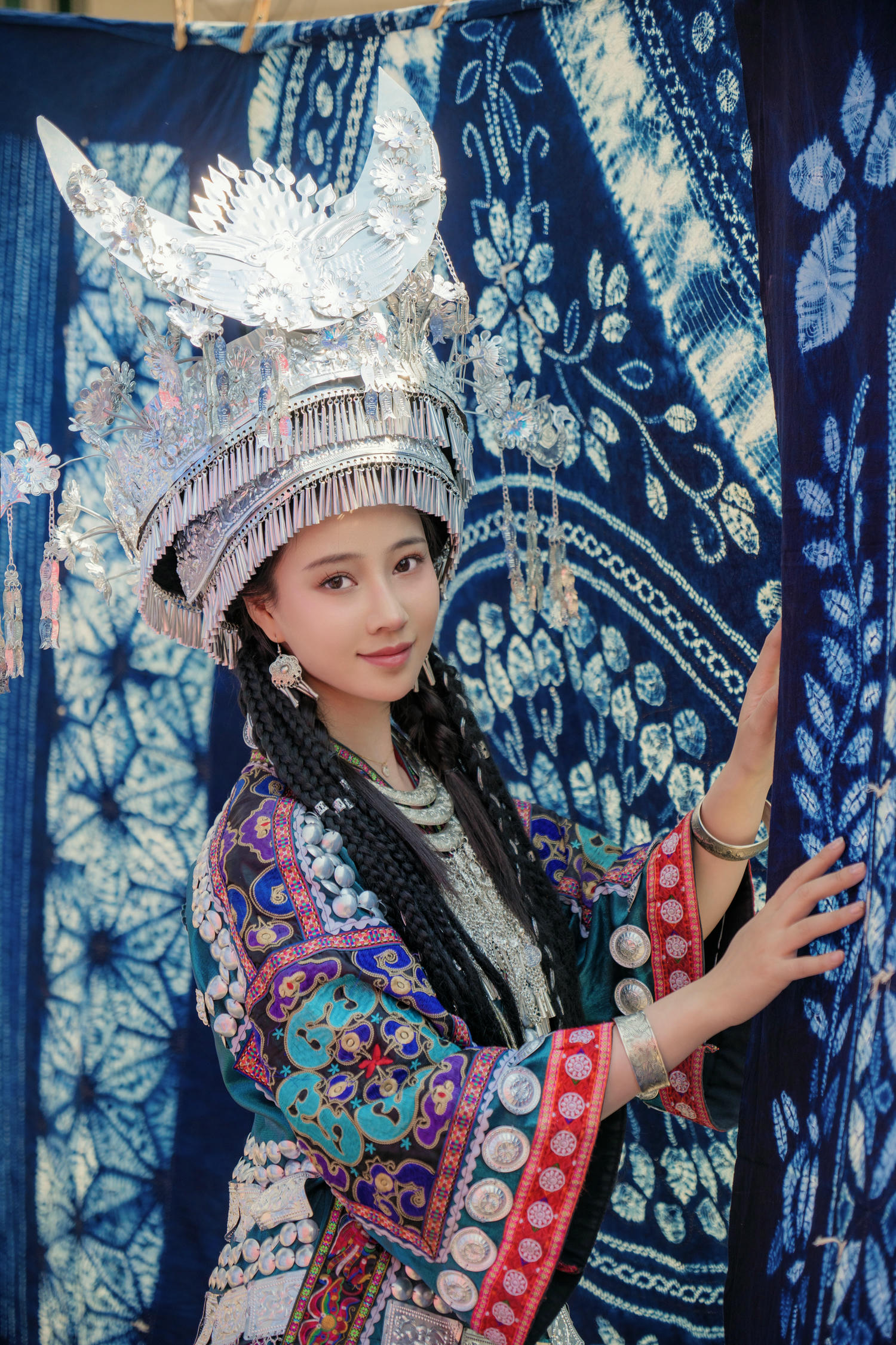 年年 NO.055 苗疆少女 [55P 332MB]_第1集