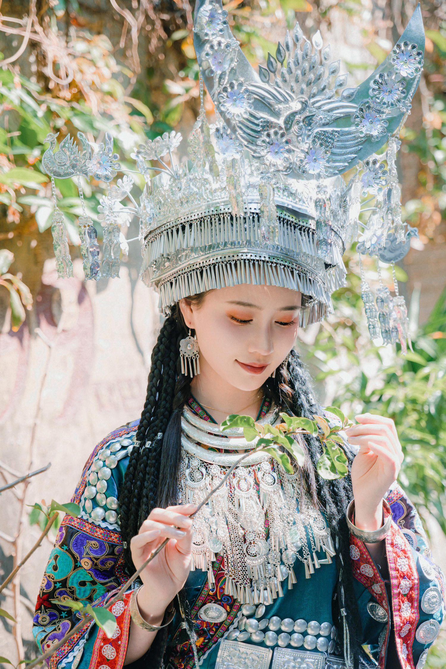 年年 NO.055 苗疆少女 [55P 332MB]_第1集