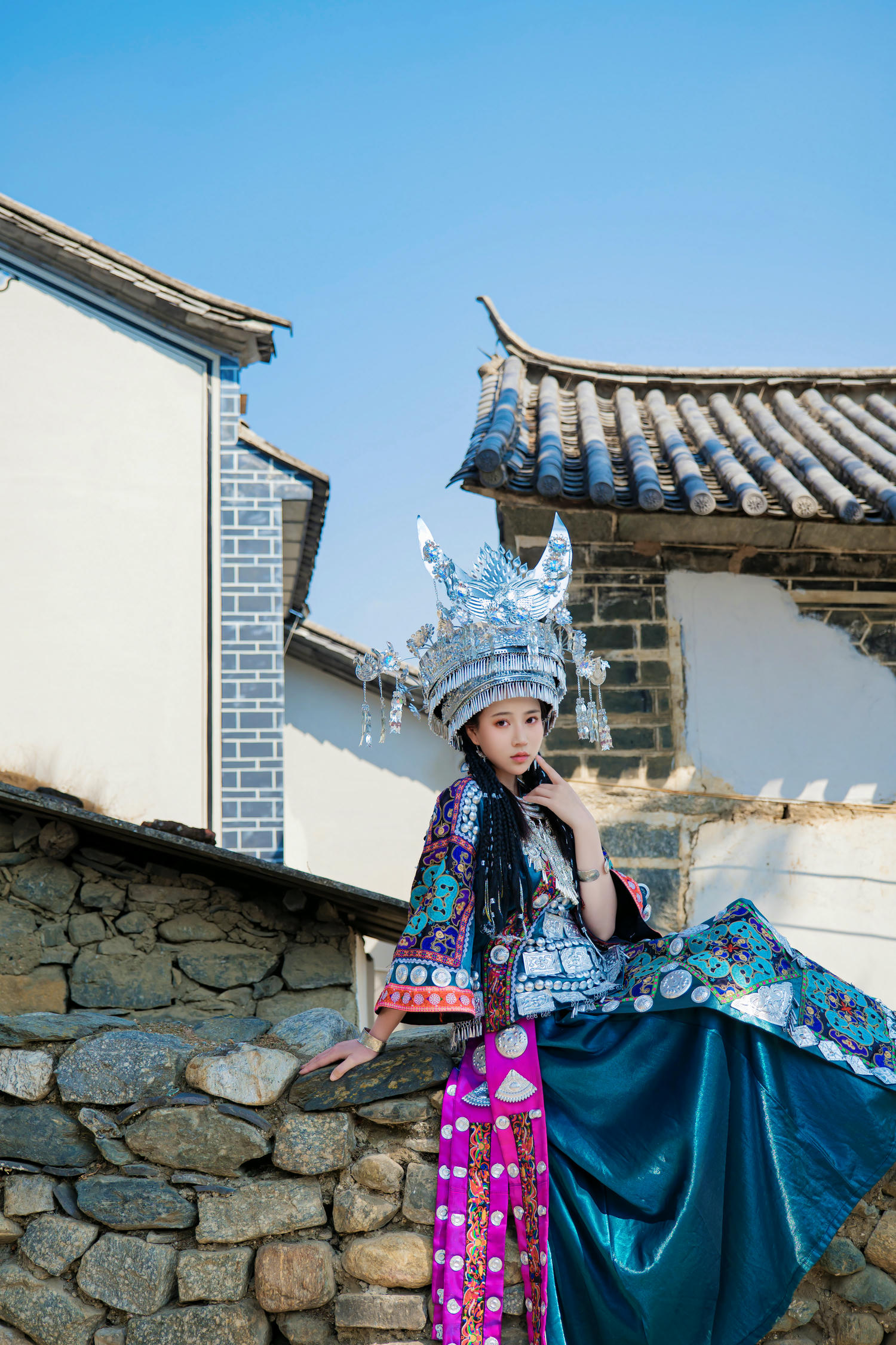 年年 NO.055 苗疆少女 [55P 332MB]_第1集