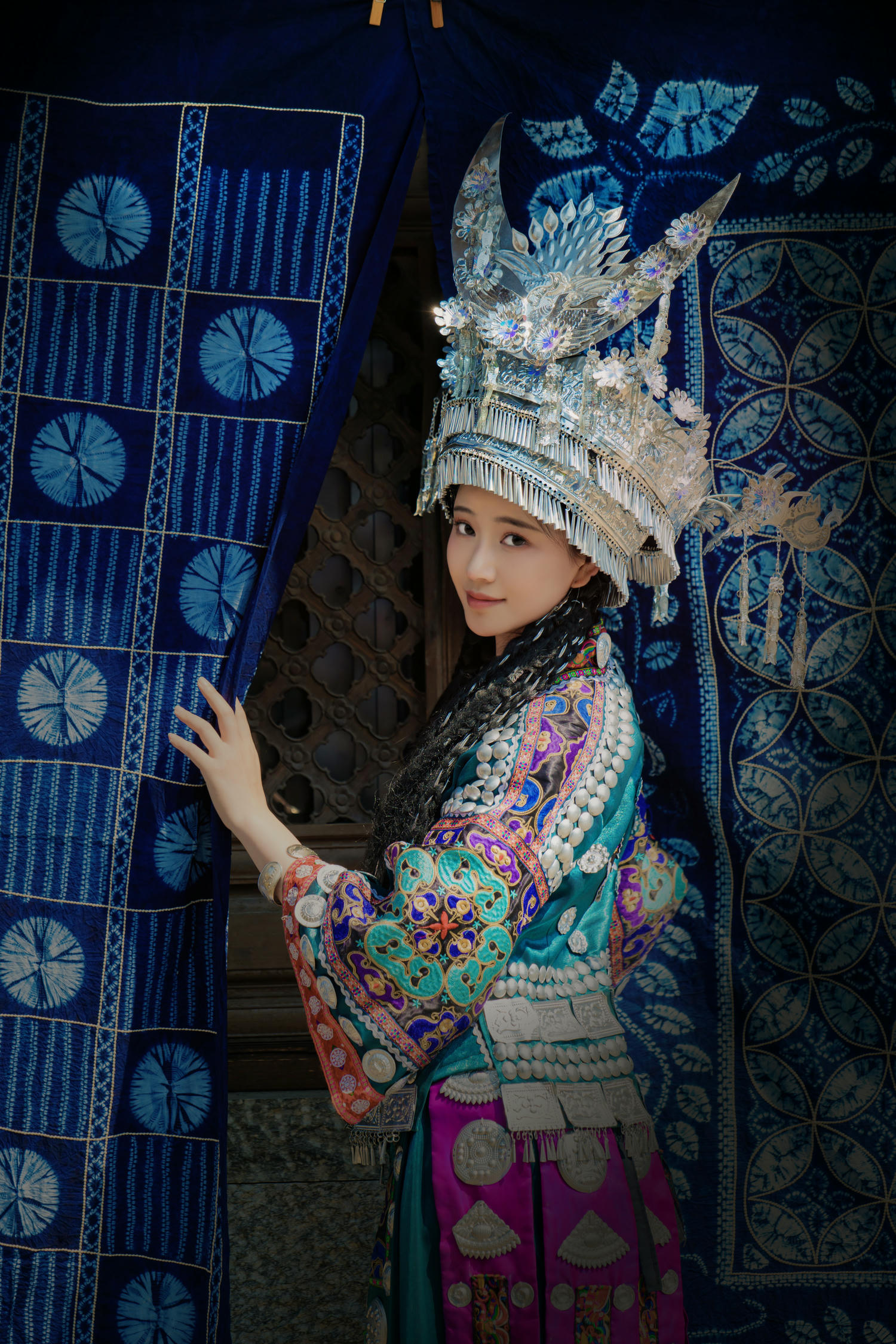 年年 NO.055 苗疆少女 [55P 332MB]_第2集