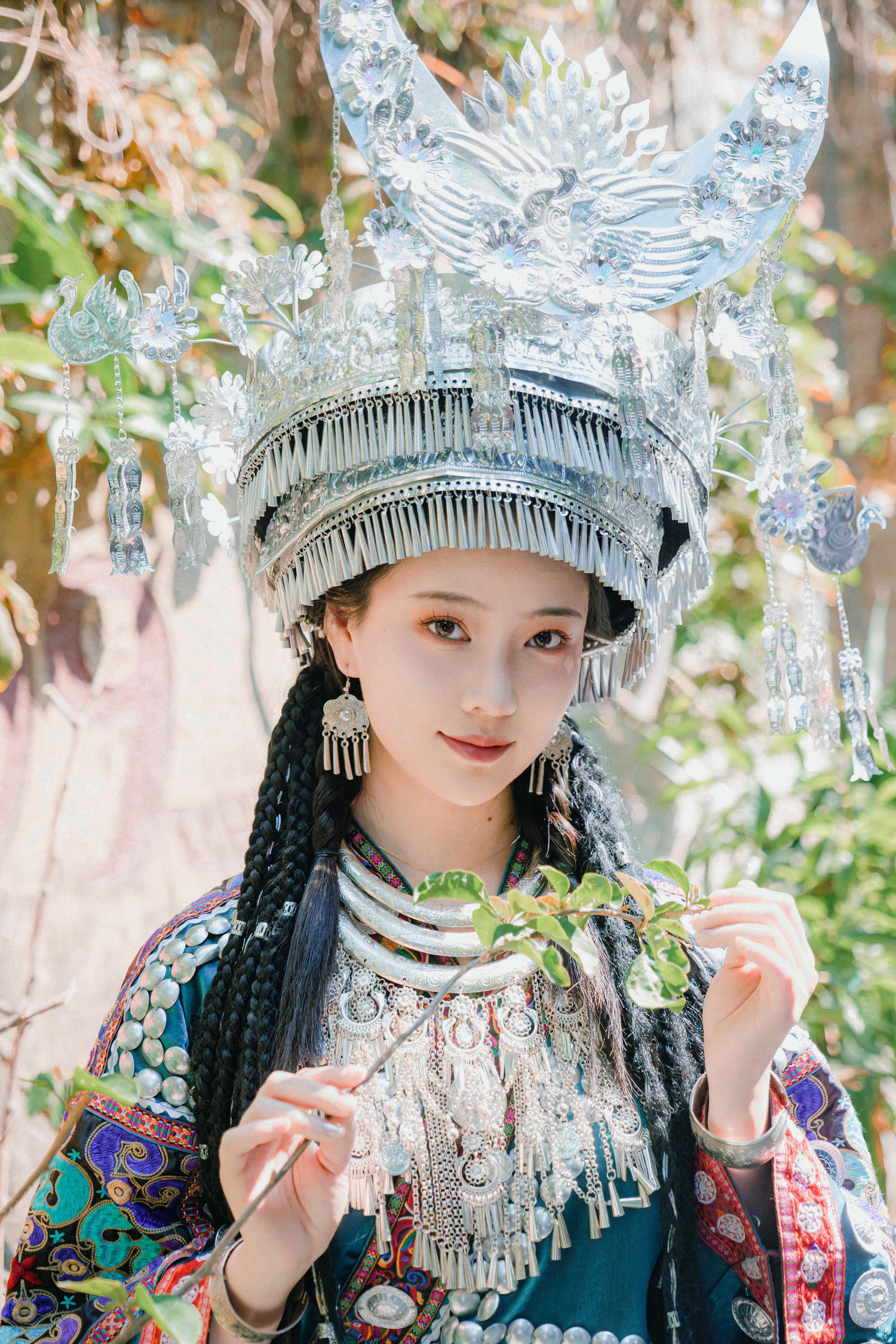 年年 NO.055 苗疆少女 [55P 332MB]_第1集