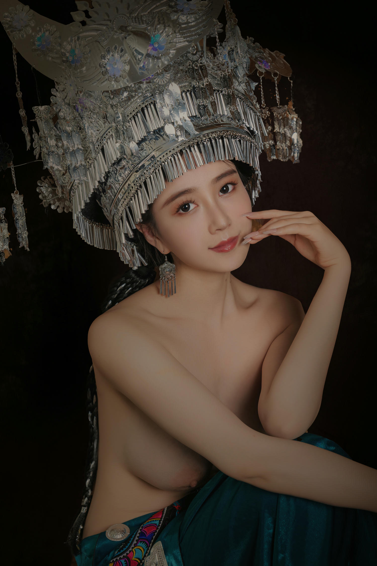 年年 NO.055 苗疆少女 [55P 332MB]_第2集