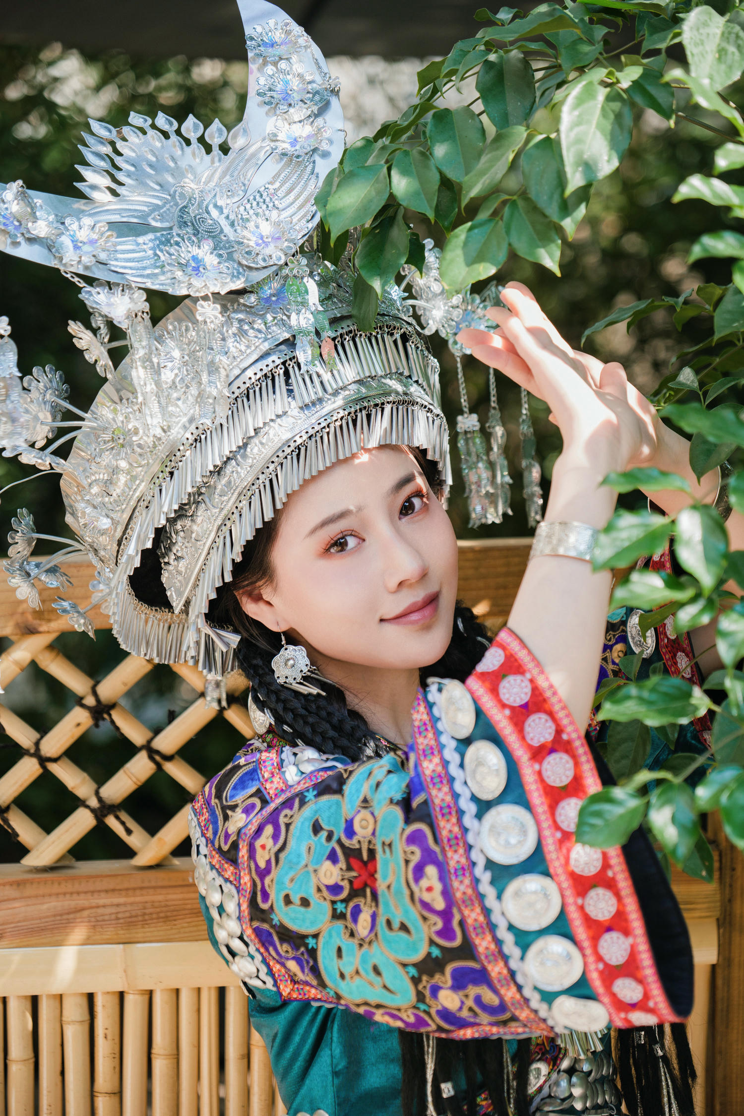 年年 NO.055 苗疆少女 [55P 332MB]_第1集