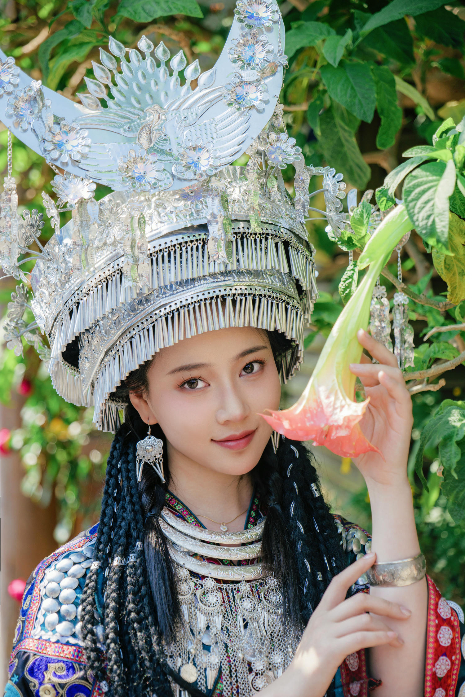 年年 NO.055 苗疆少女 [55P 332MB]_第1集