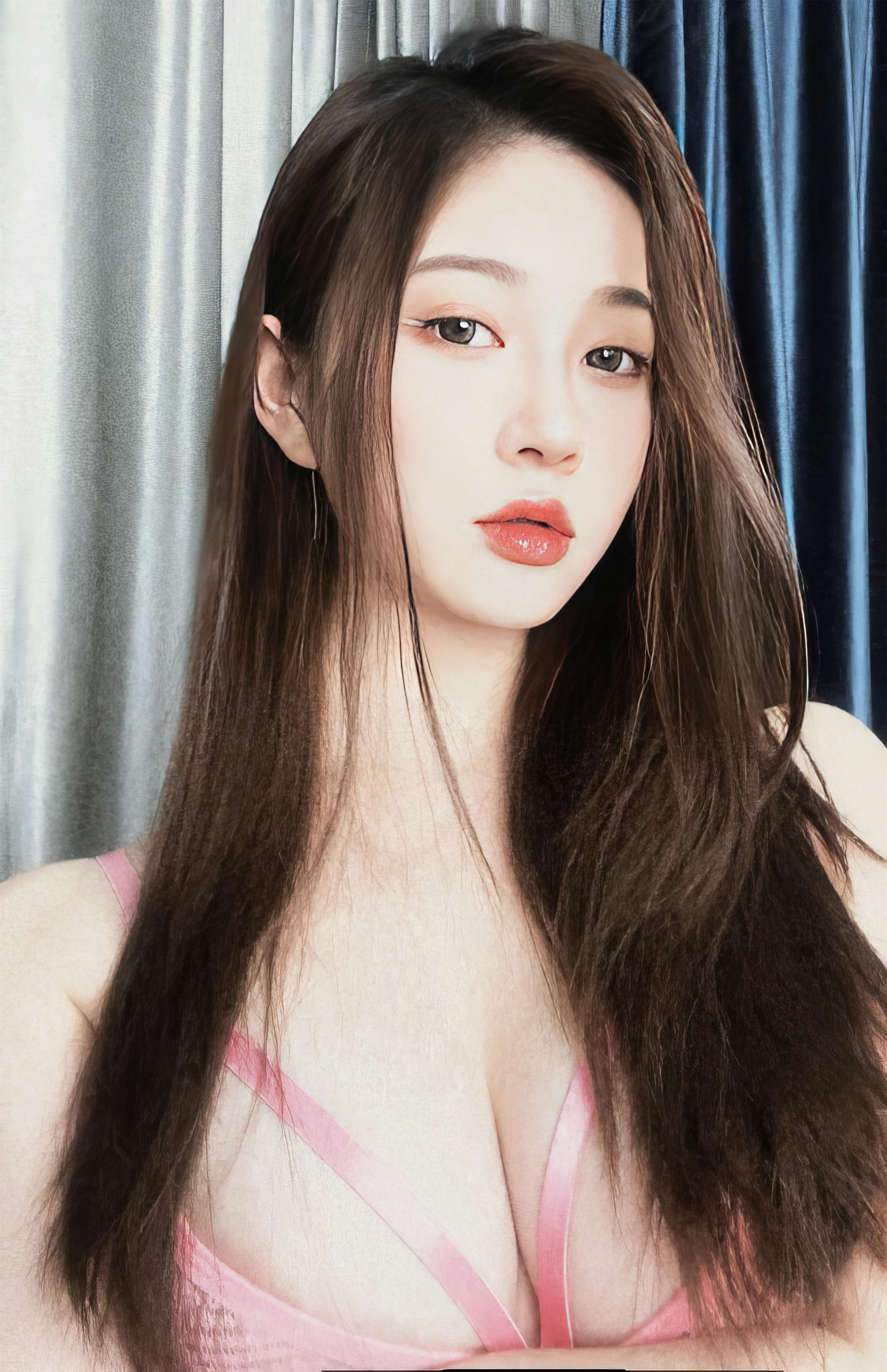 年年 NO.070 粉色内衣 自摄 [45P 171MB]_第1集