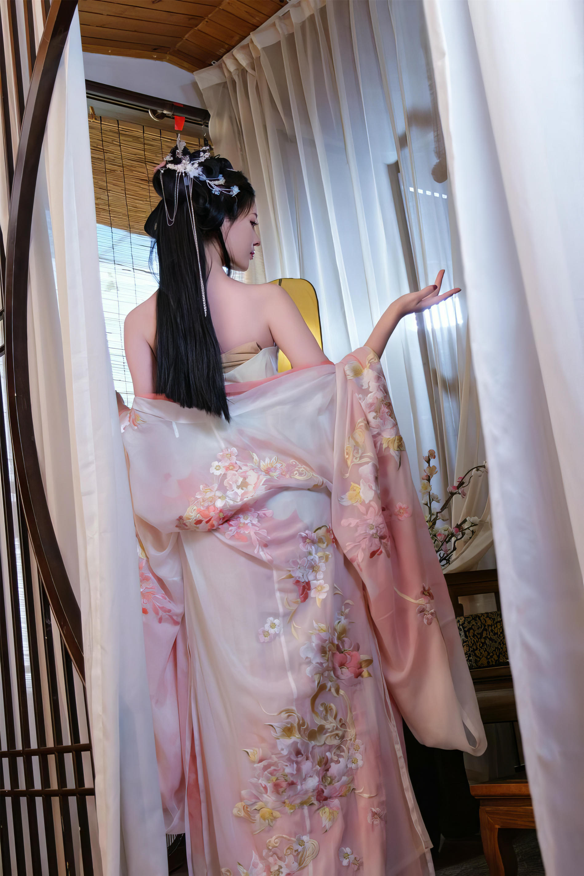 年年 NO.071 霓裳 [50P 205MB]_第1集