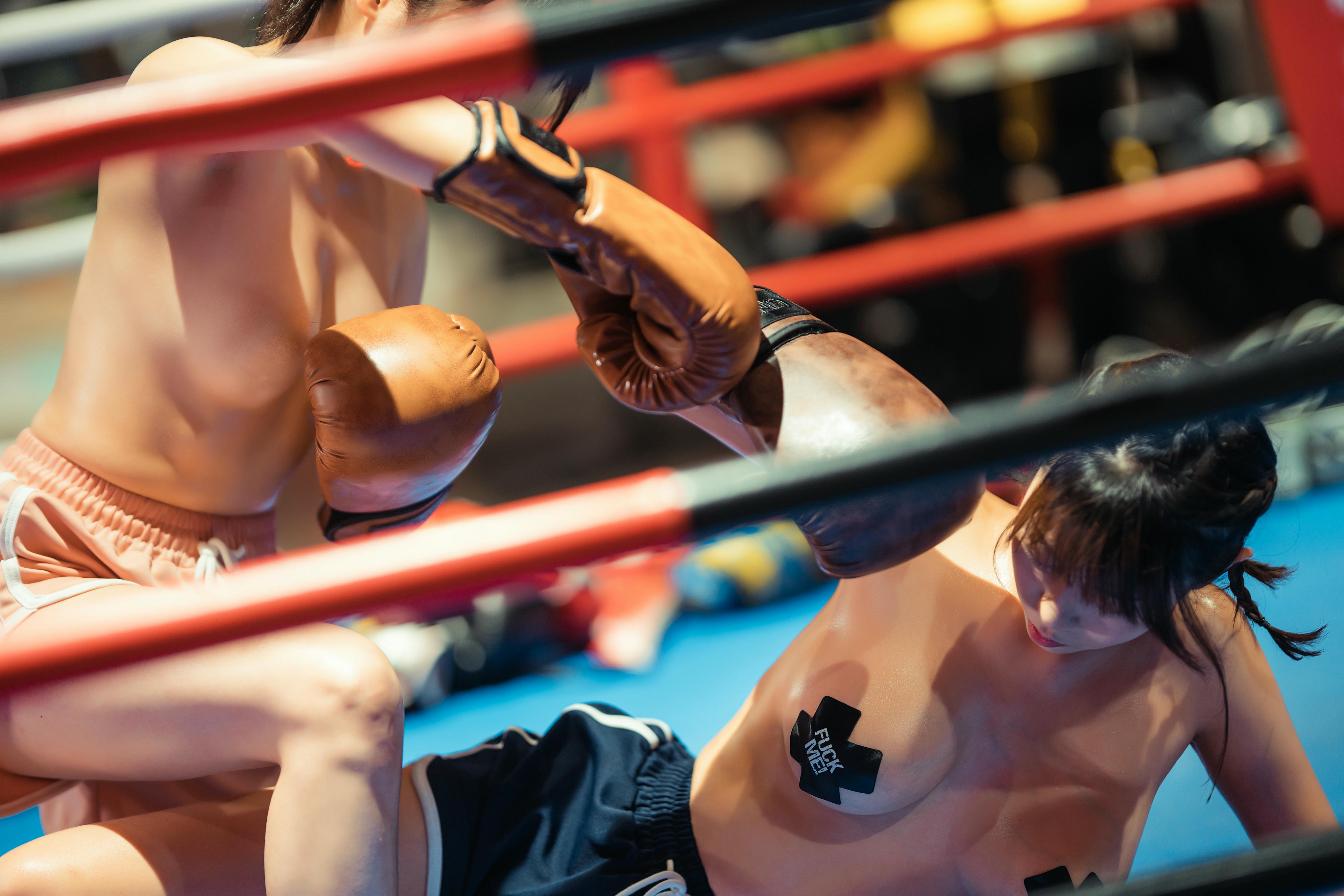 奈汐酱nice NO.012 当代女拳 [35P-304MB]_第1集