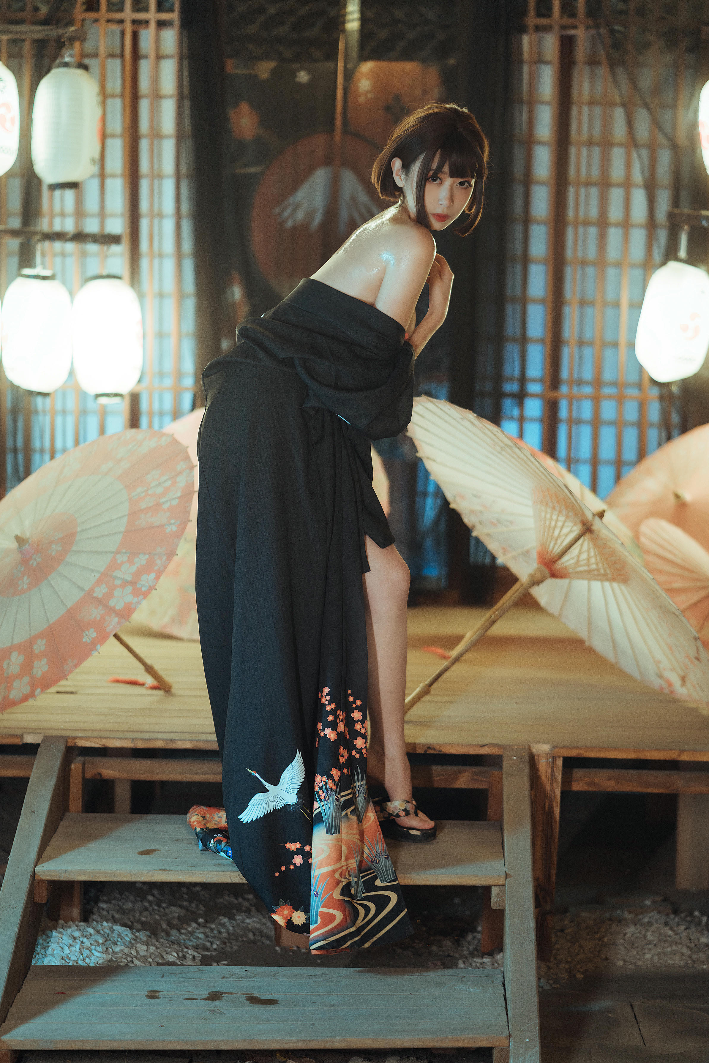 奈汐酱nice NO.001 老板娘1 热情老板娘 [16P-157MB]_第1集