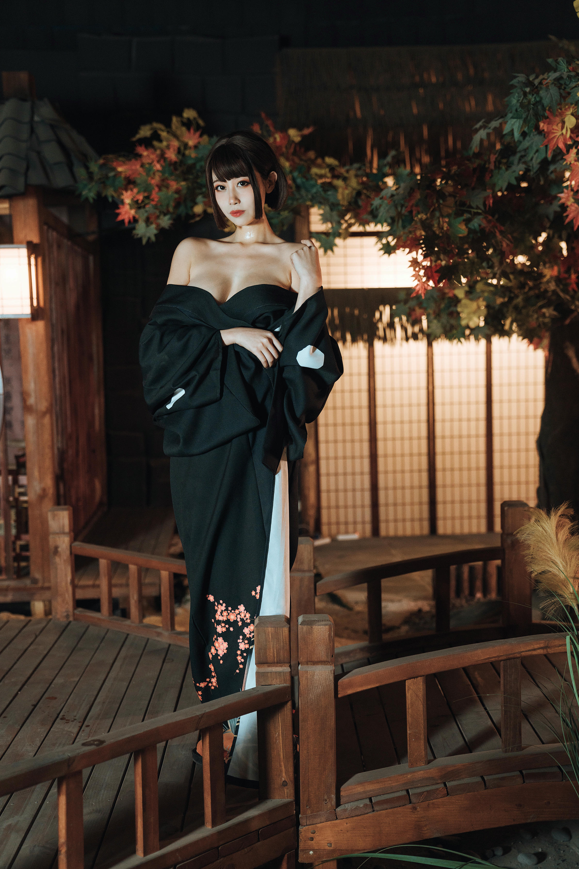 奈汐酱nice NO.001 老板娘1 热情老板娘 [16P-157MB]_第1集