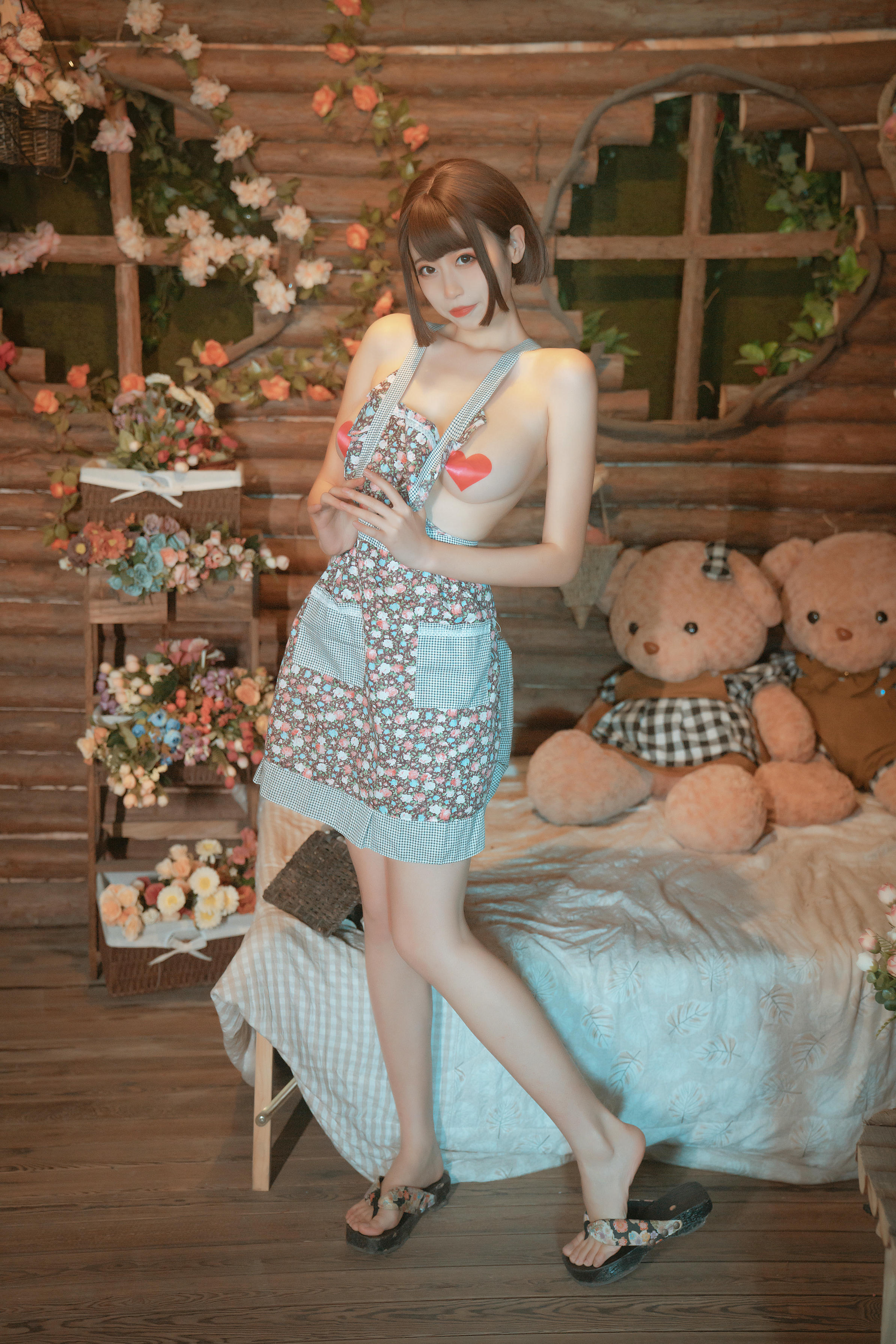 奈汐酱nice NO.002 老板娘2 勤劳的老板娘 [25P-231MB]_第1集