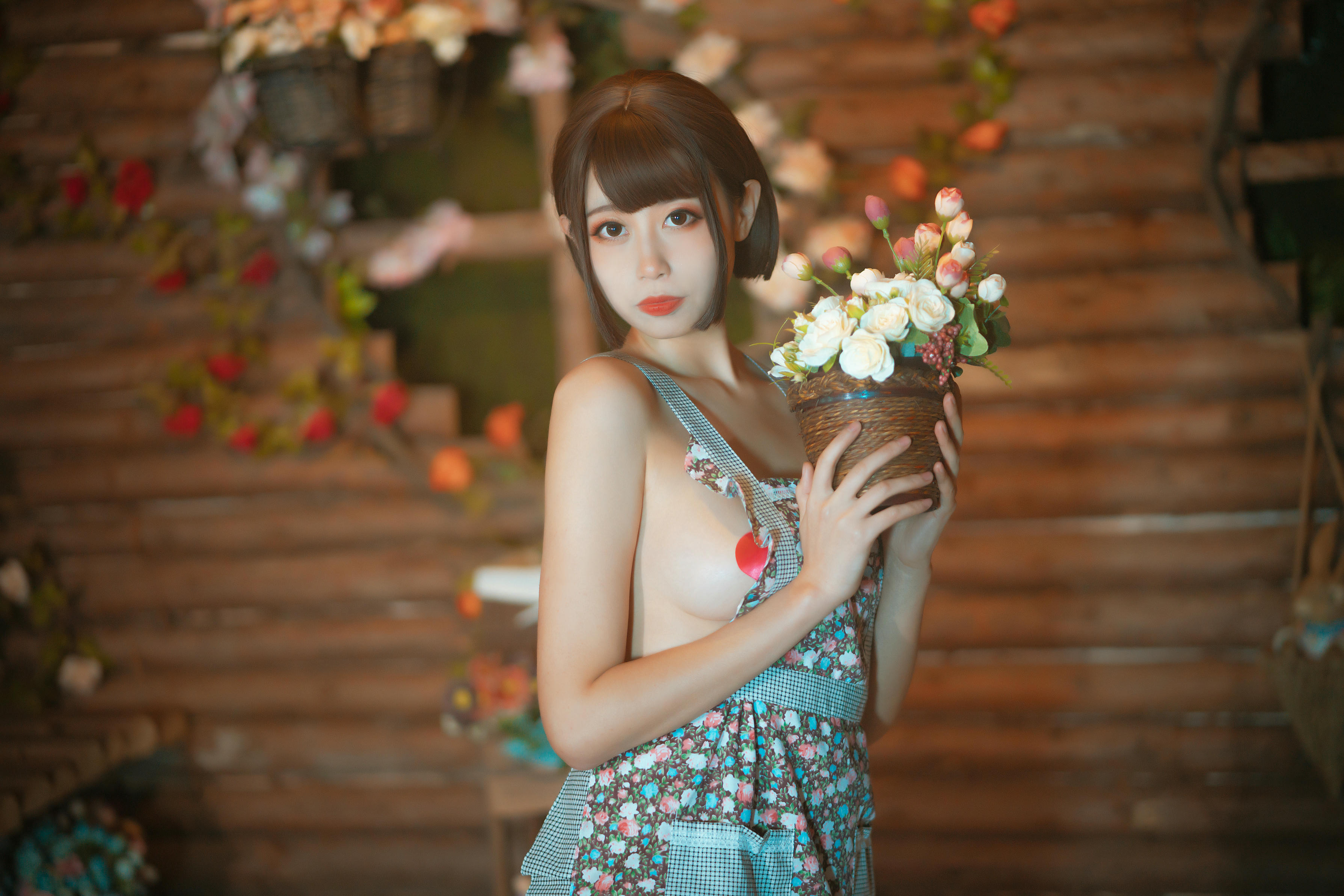 奈汐酱nice NO.002 老板娘2 勤劳的老板娘 [25P-231MB]_第1集