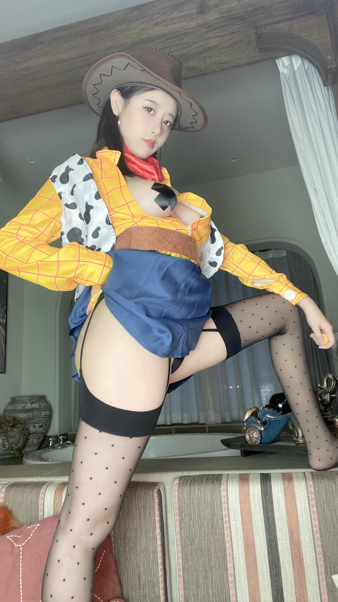 奈汐酱nice NO.041 25号自拍本 胡迪 [55P1V-302MB]_第2集