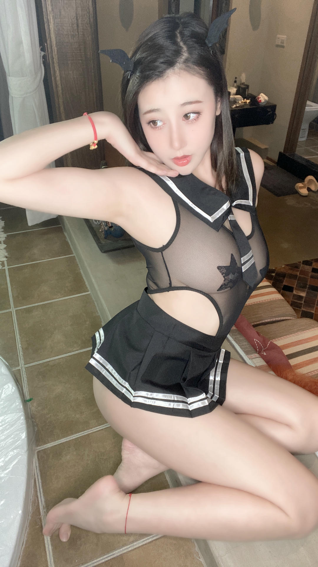 奈汐酱nice NO.045 特惠本 星星蕾丝 [39P-74MB]_第1集