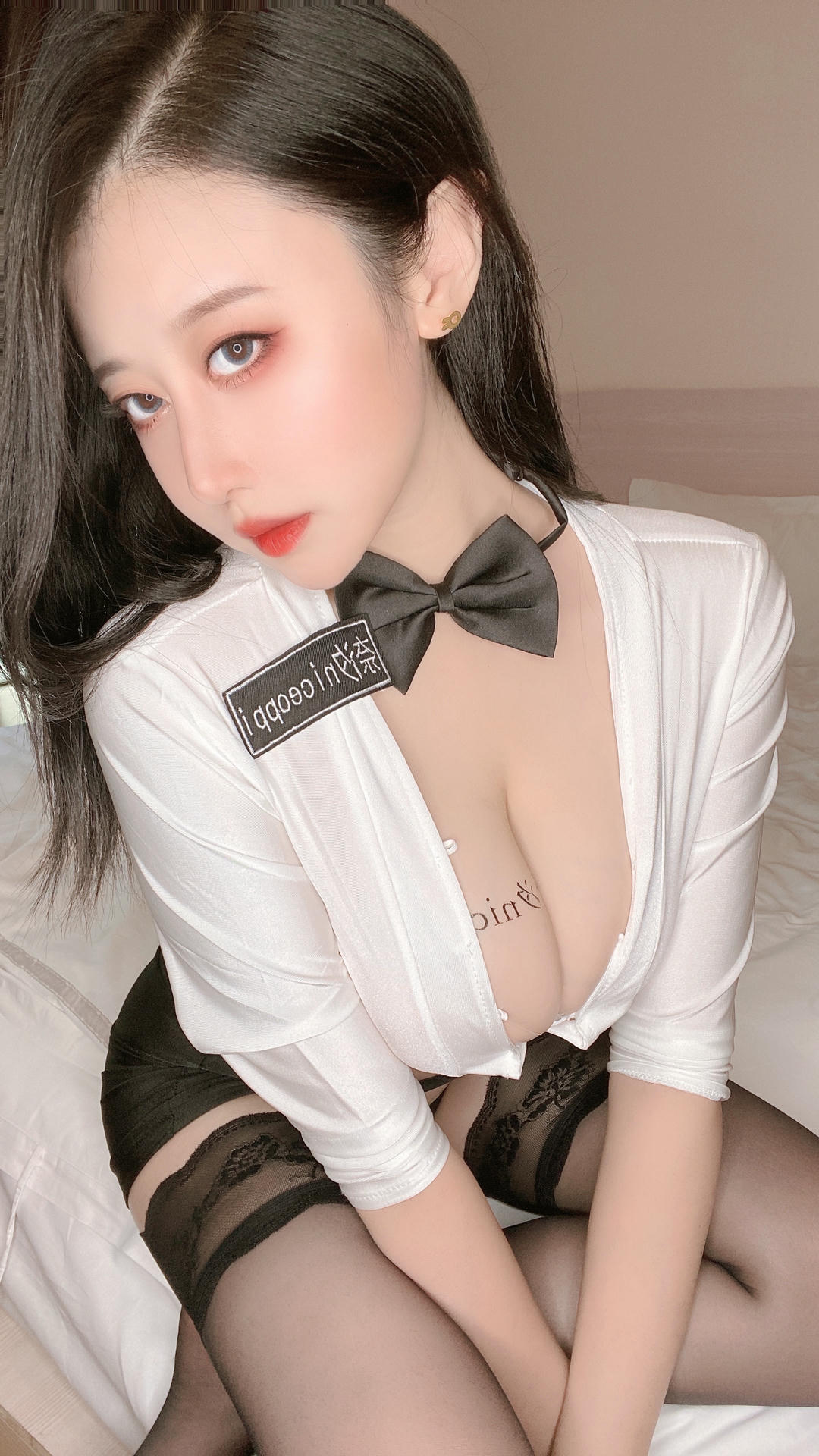 奈汐酱nice NO.054 秘+浴 [53P2V 675MB]-秘_第1集