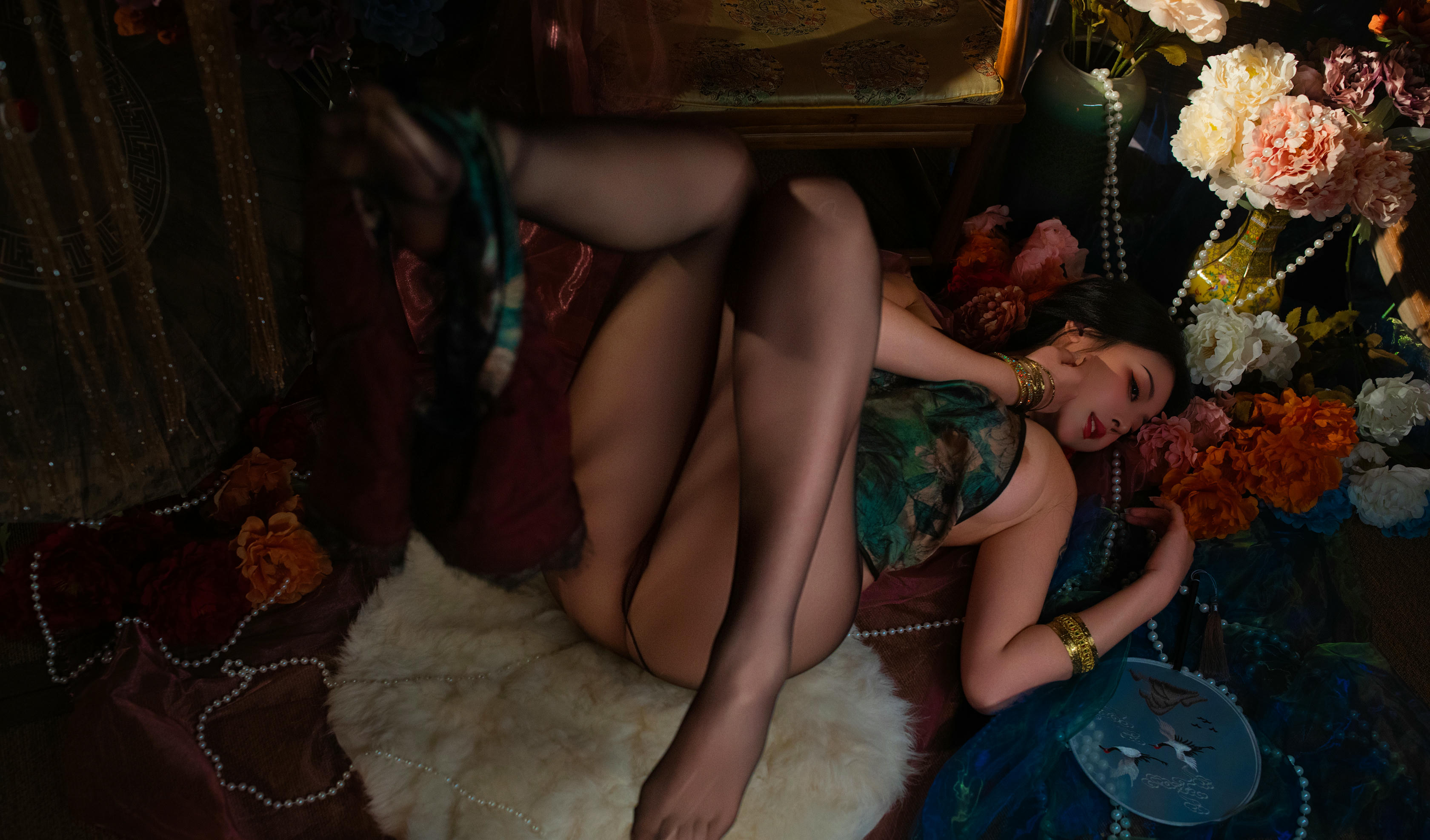 奈汐酱nice NO.082 玄鸳[65P1V 1.34G]_第3集