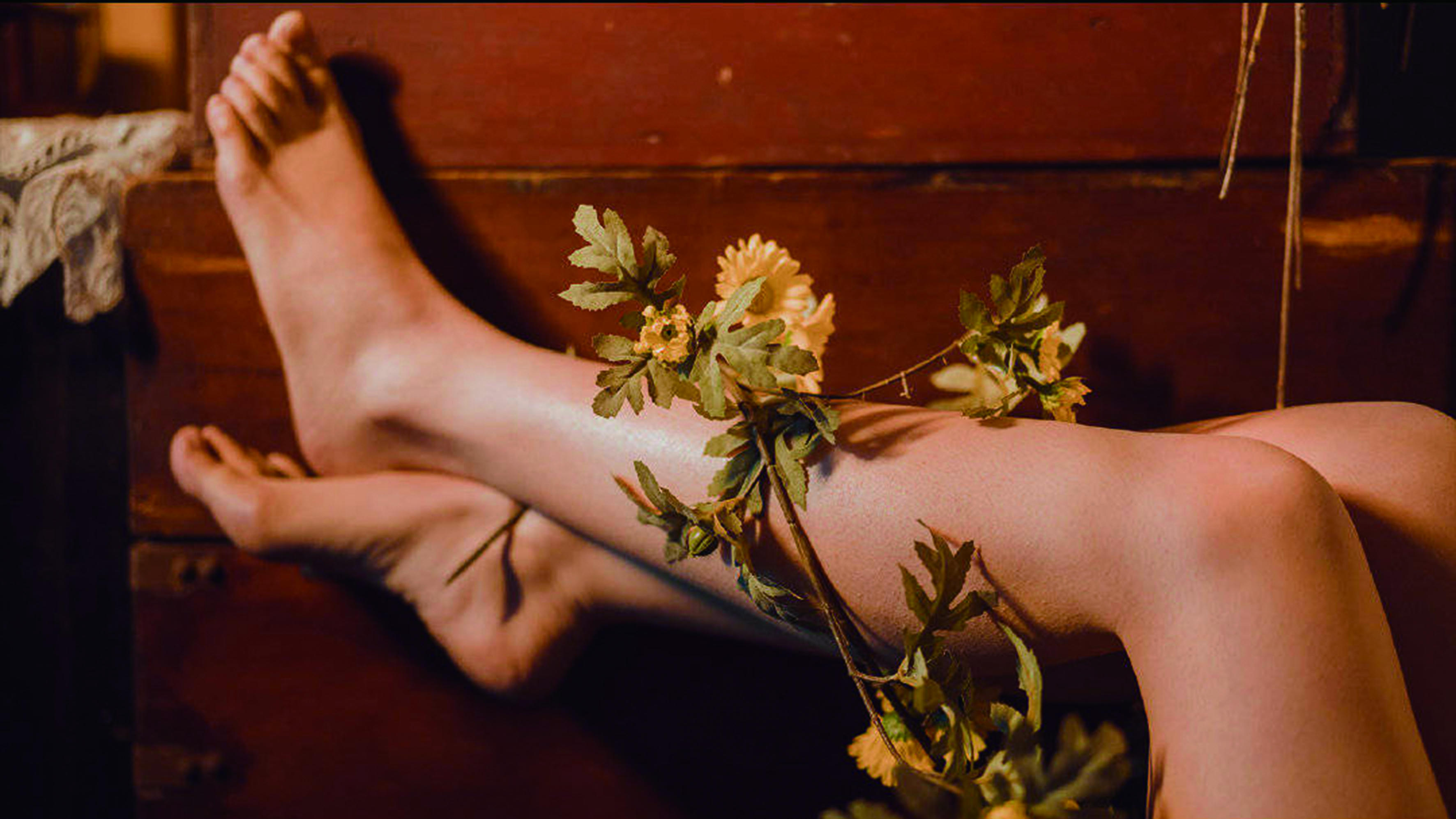 奈汐酱nice NO.008 小雏菊 [18P-125MB]_第1集