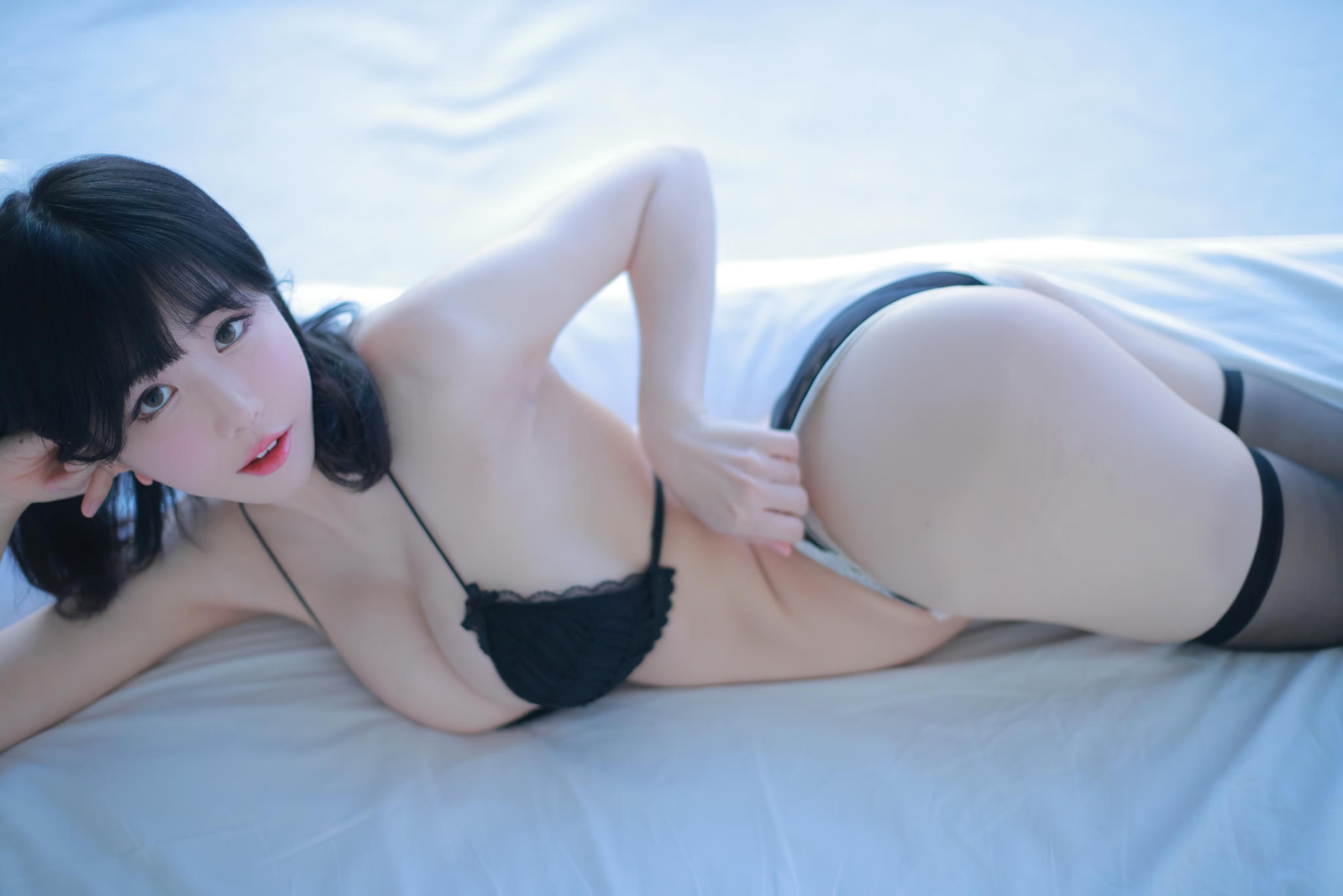 韩国美女-Patreon NO.023 Addielyn (에디린) Night View of Addielyn Dec 2021 [51P+1V-652MB]_第2集
